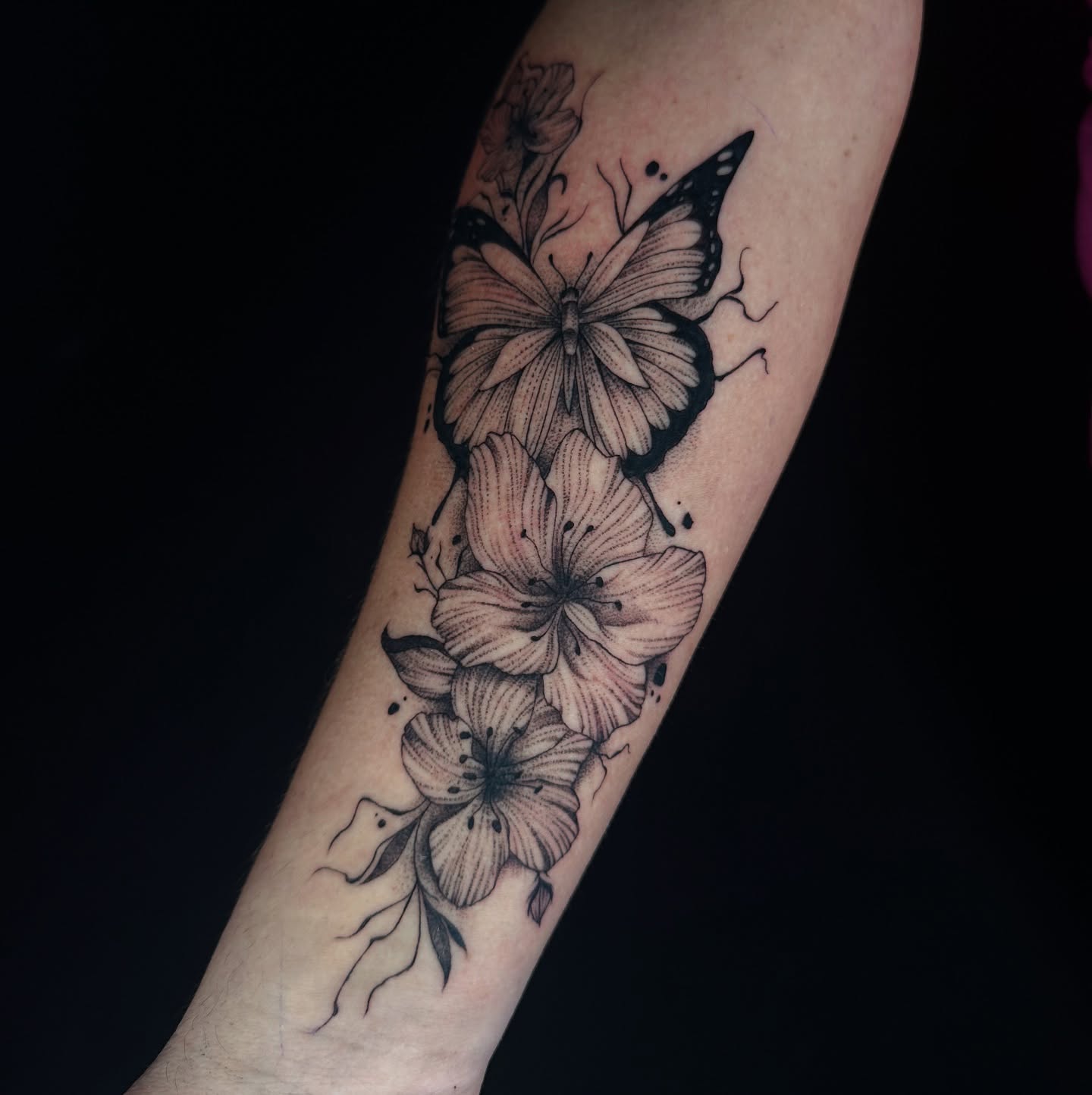 Butterfly and flowers dotwork tattoo on the forearm by alex h🪴 neotrad