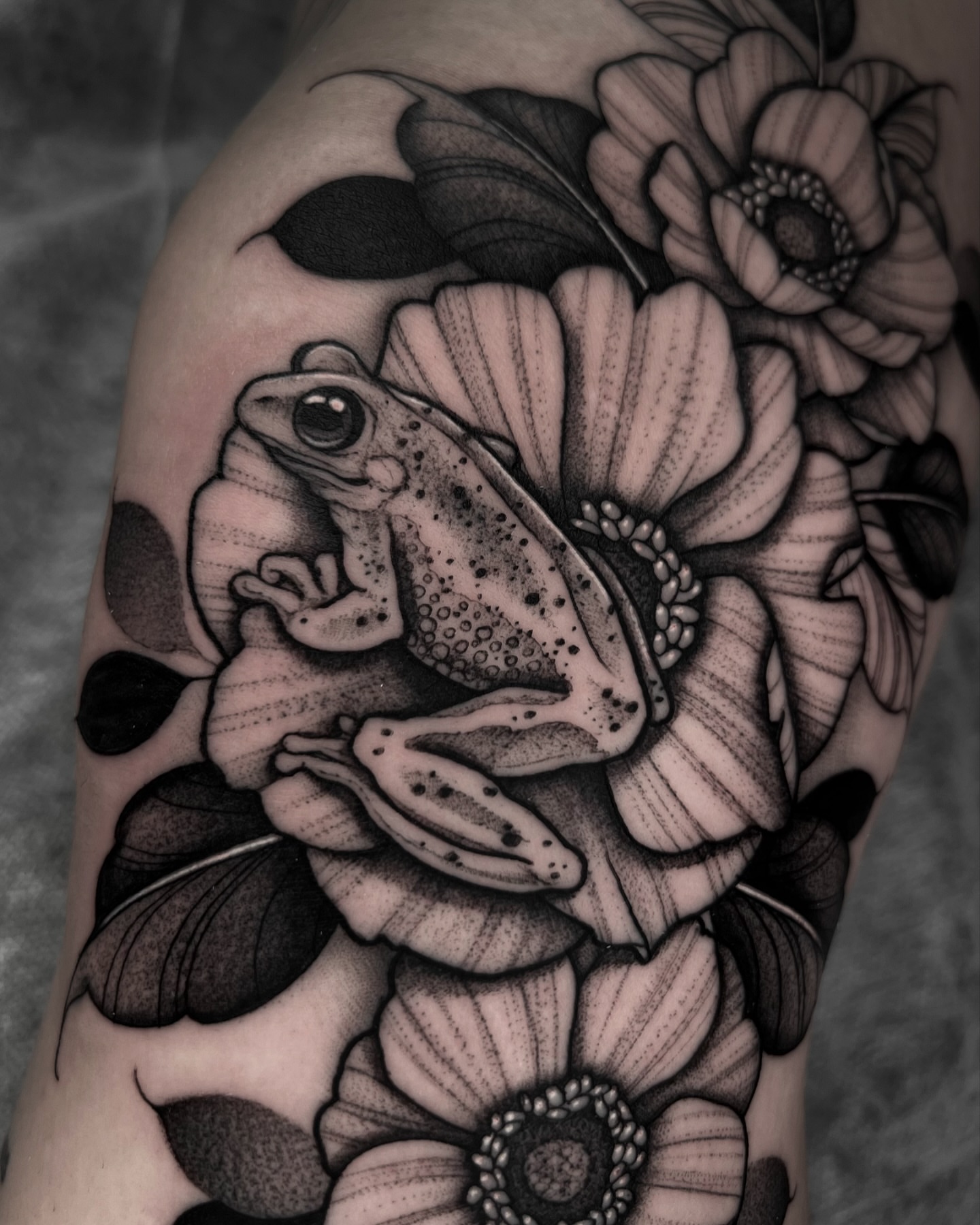 Tattoo by @caitybugink โ black_and_grey, realism