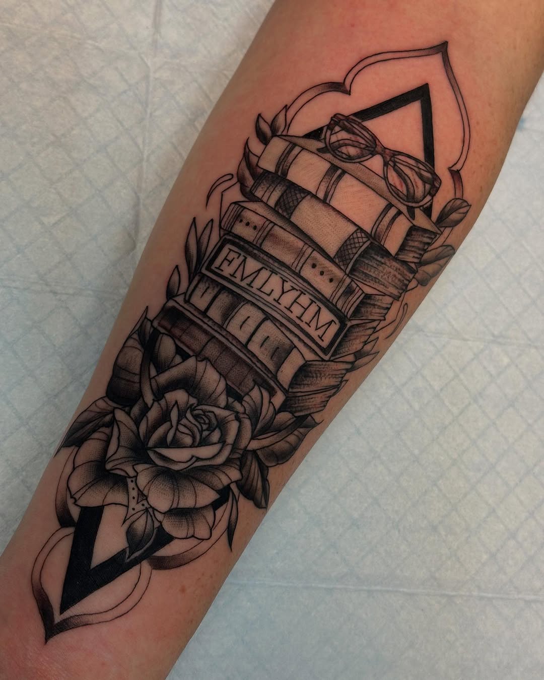 Tattoo by @jennitattoo โ black_and_grey, realism