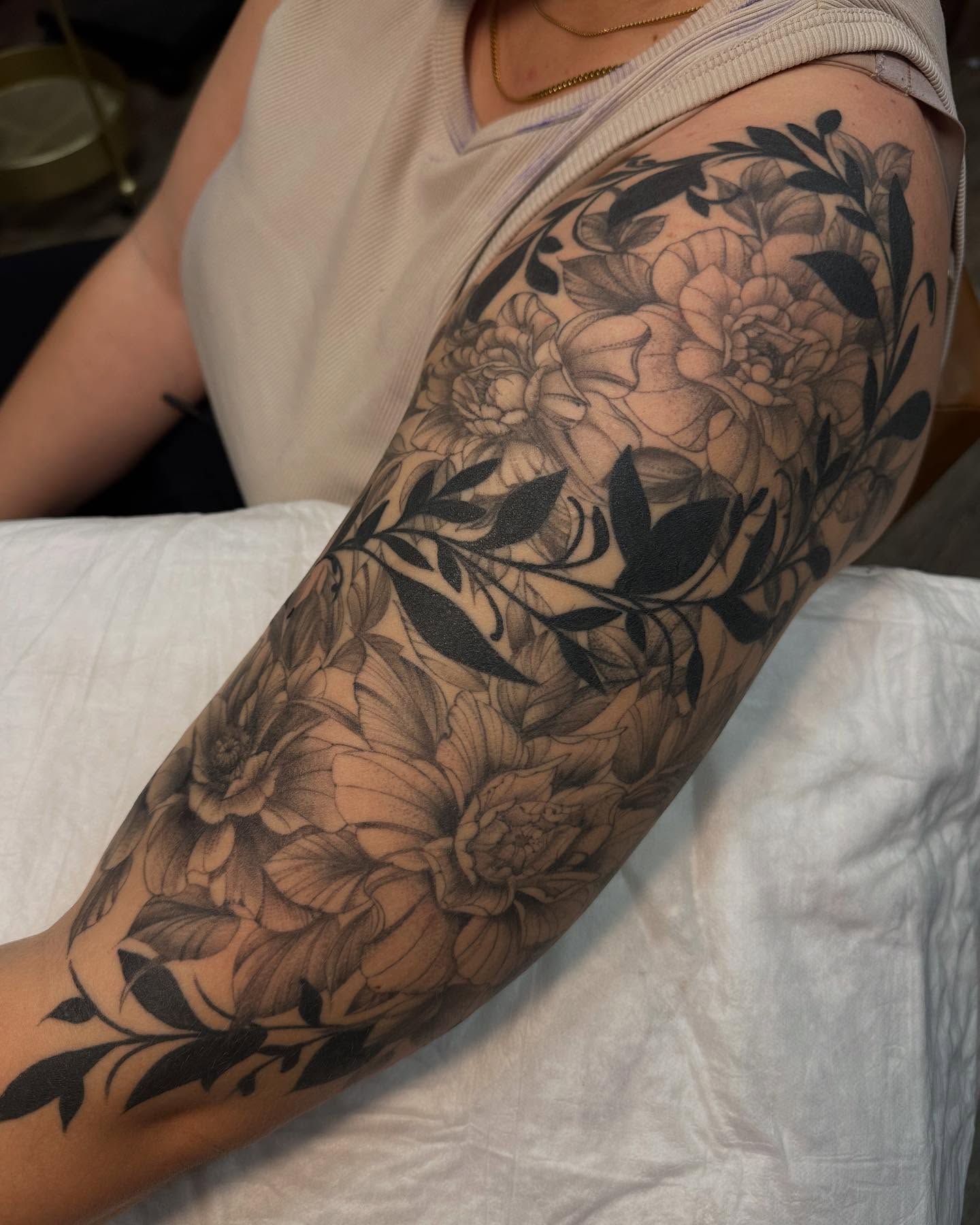 Tattoo by @jennitattoo โ black_and_grey, realism