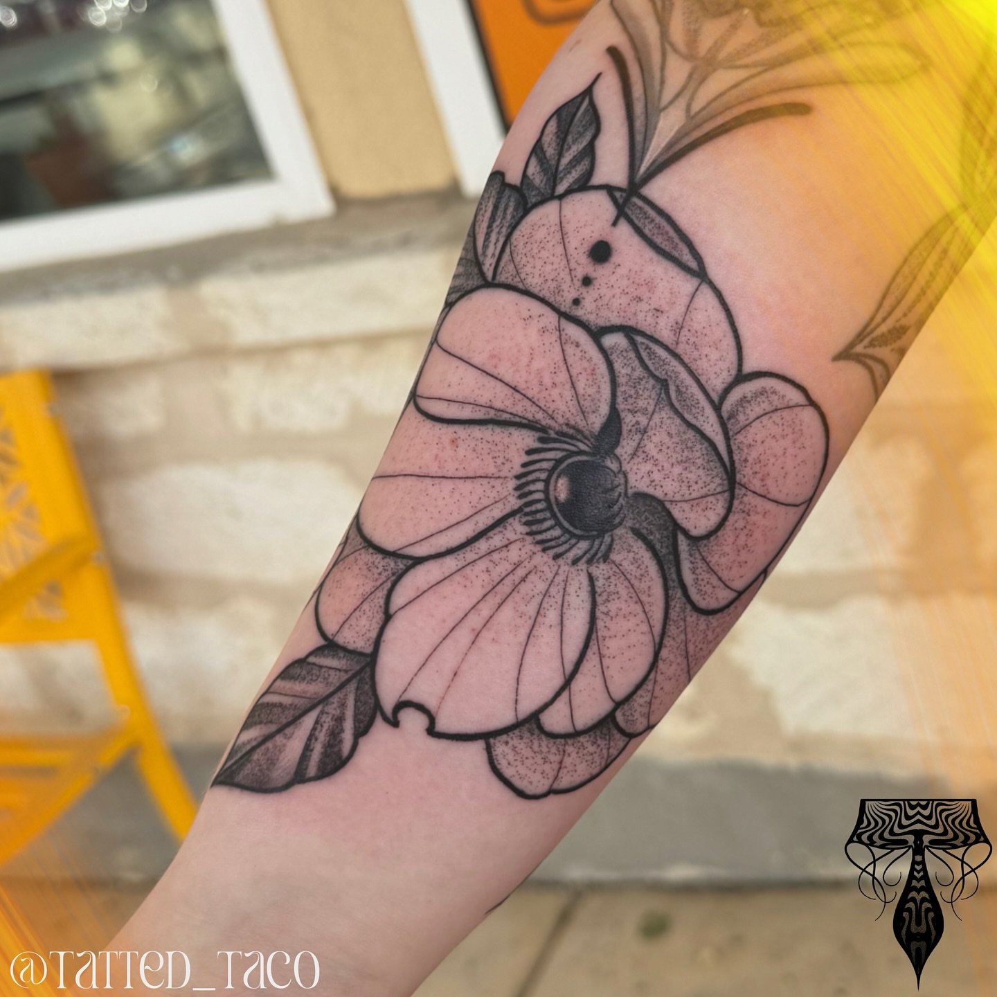 Tattoo by @tatted_taco โ dotwork