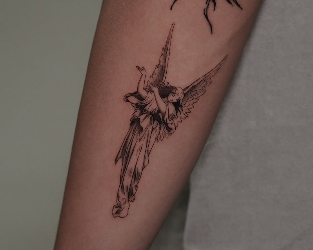 Tattoo by @eddiectattoo — fine_line, realism