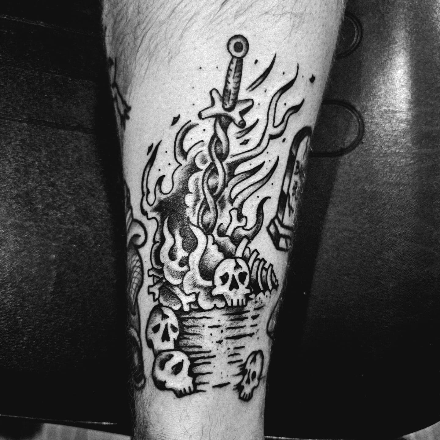 Tattoo by @taylorgperry — black_and_grey