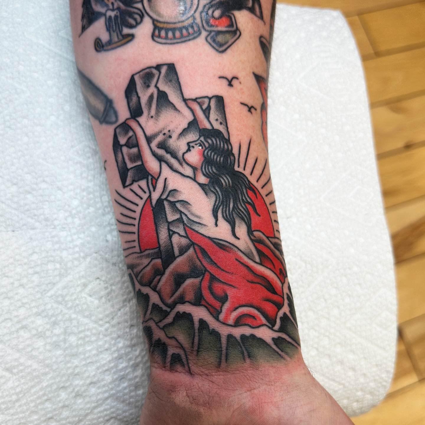 Tattoo by @mattegizi — american_traditional
