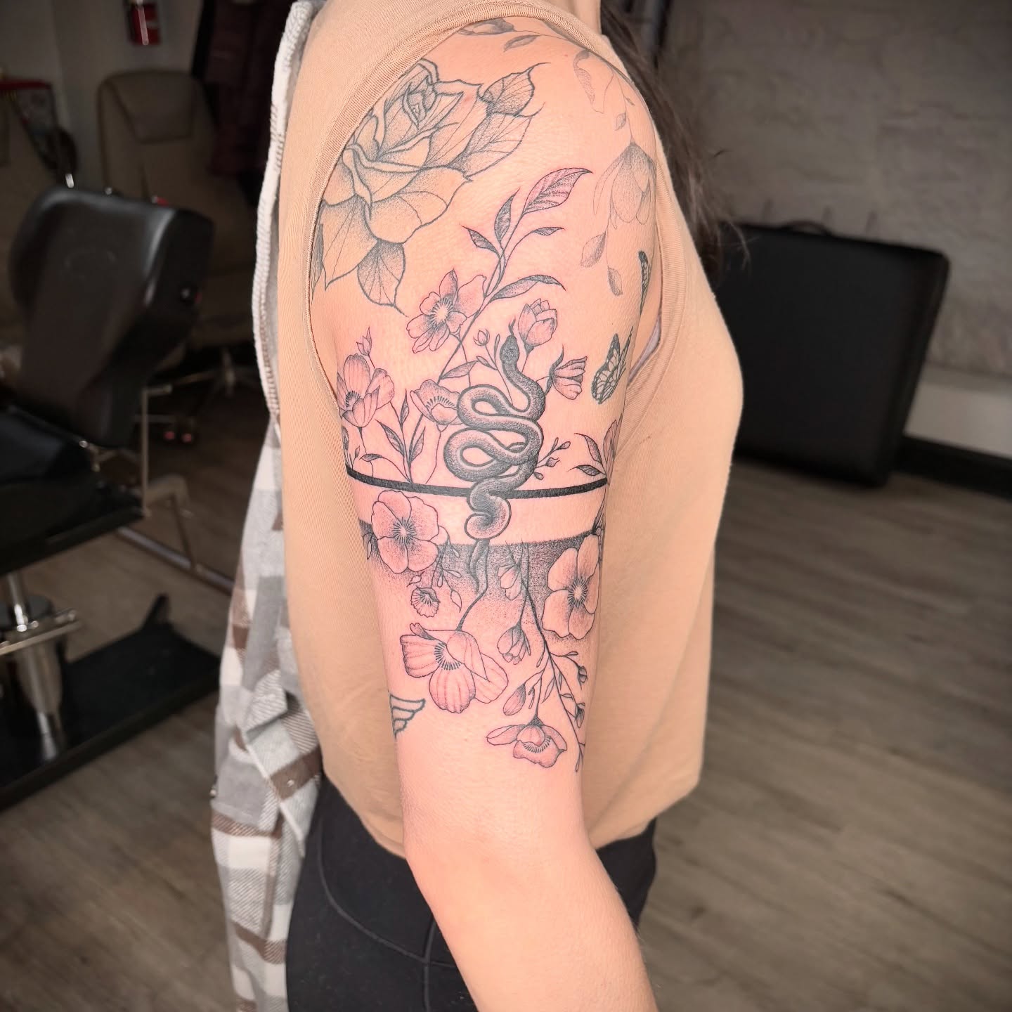 Tattoo by @amberntattoos — black_and_grey