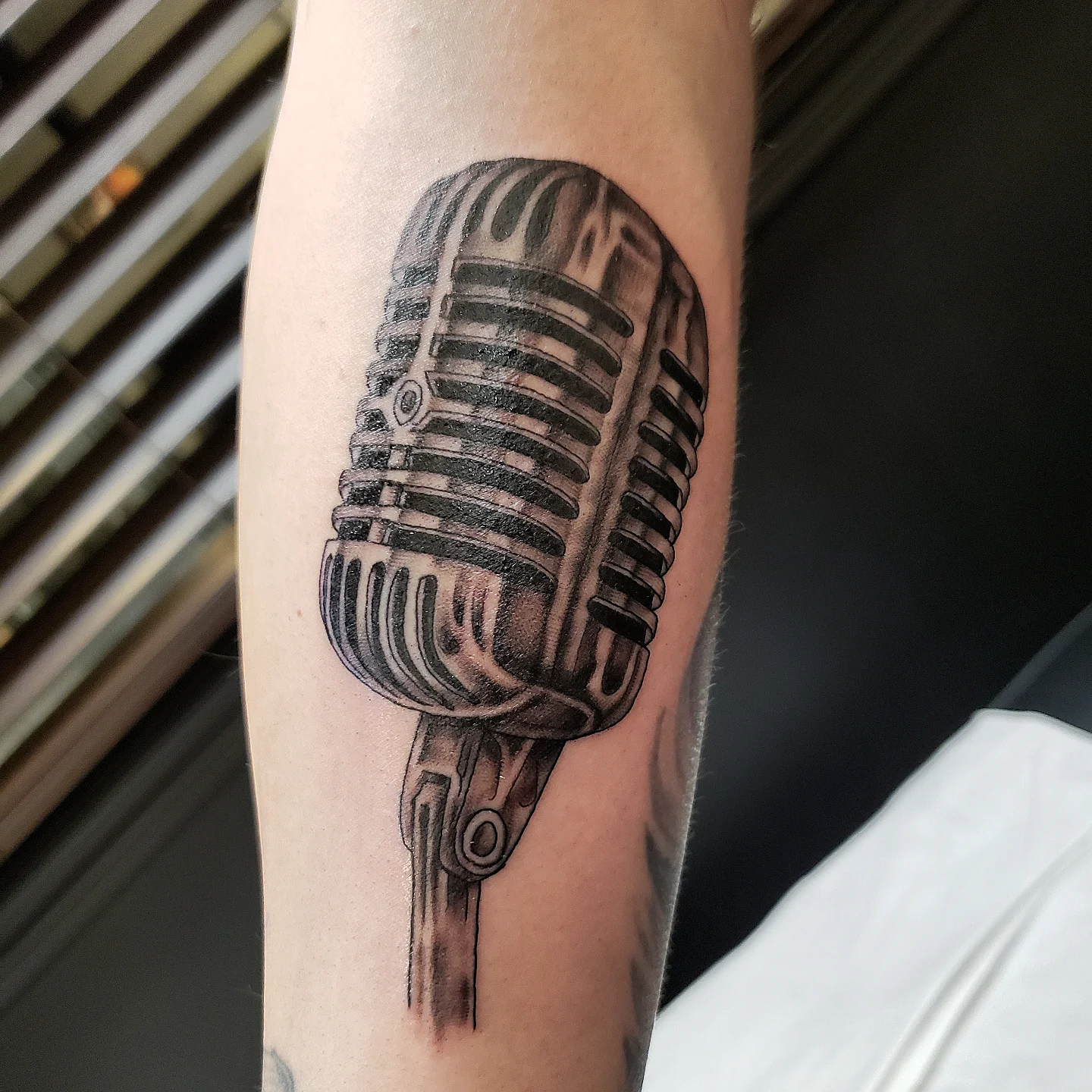 Tattoo by @stevengehlsen — black_and_grey