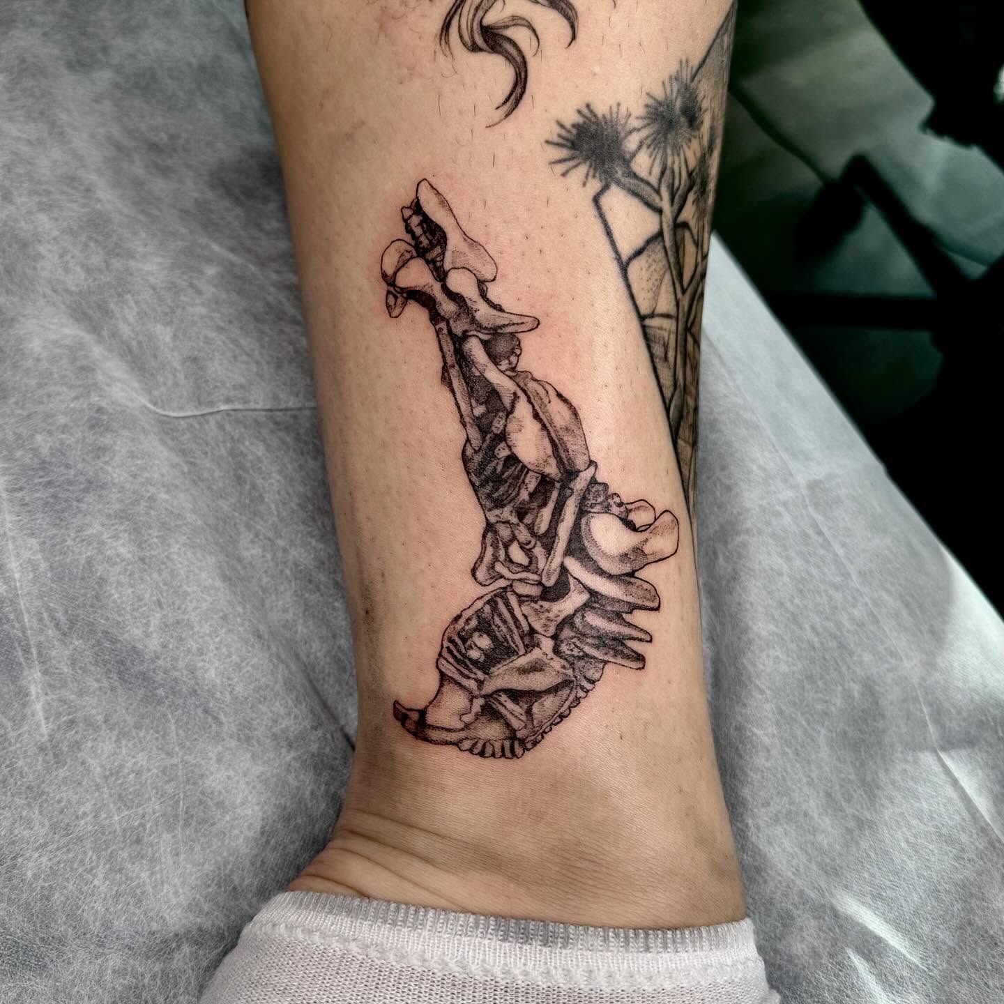 Tattoo by @deadgirlnextdoor — black_and_grey