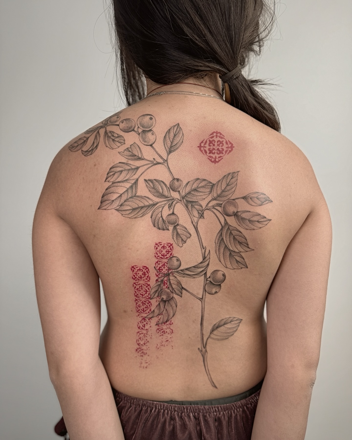 Botanical branch realism tattoo on the back by MillaKas ° Tattoos