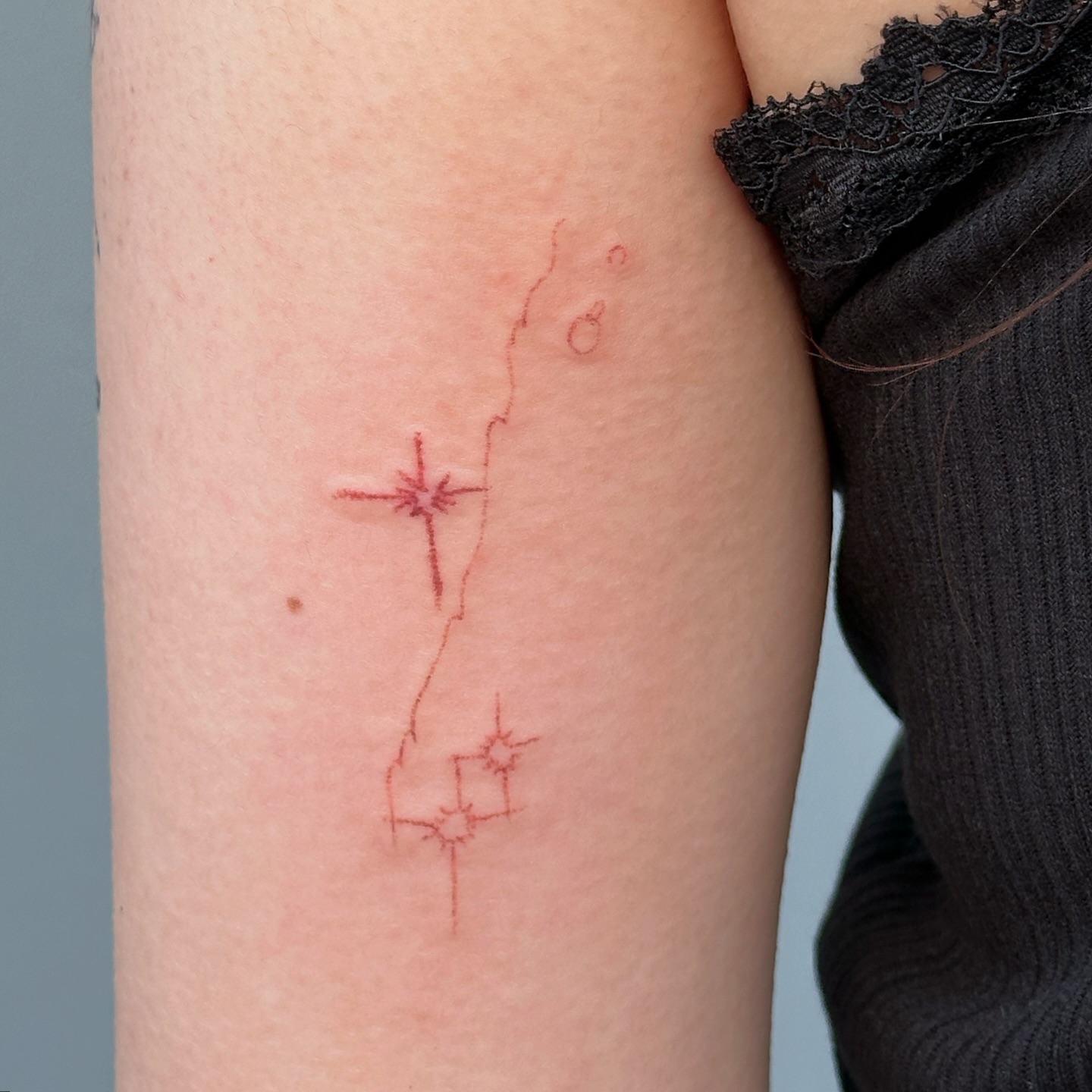 Tattoo by @011poke — geometric