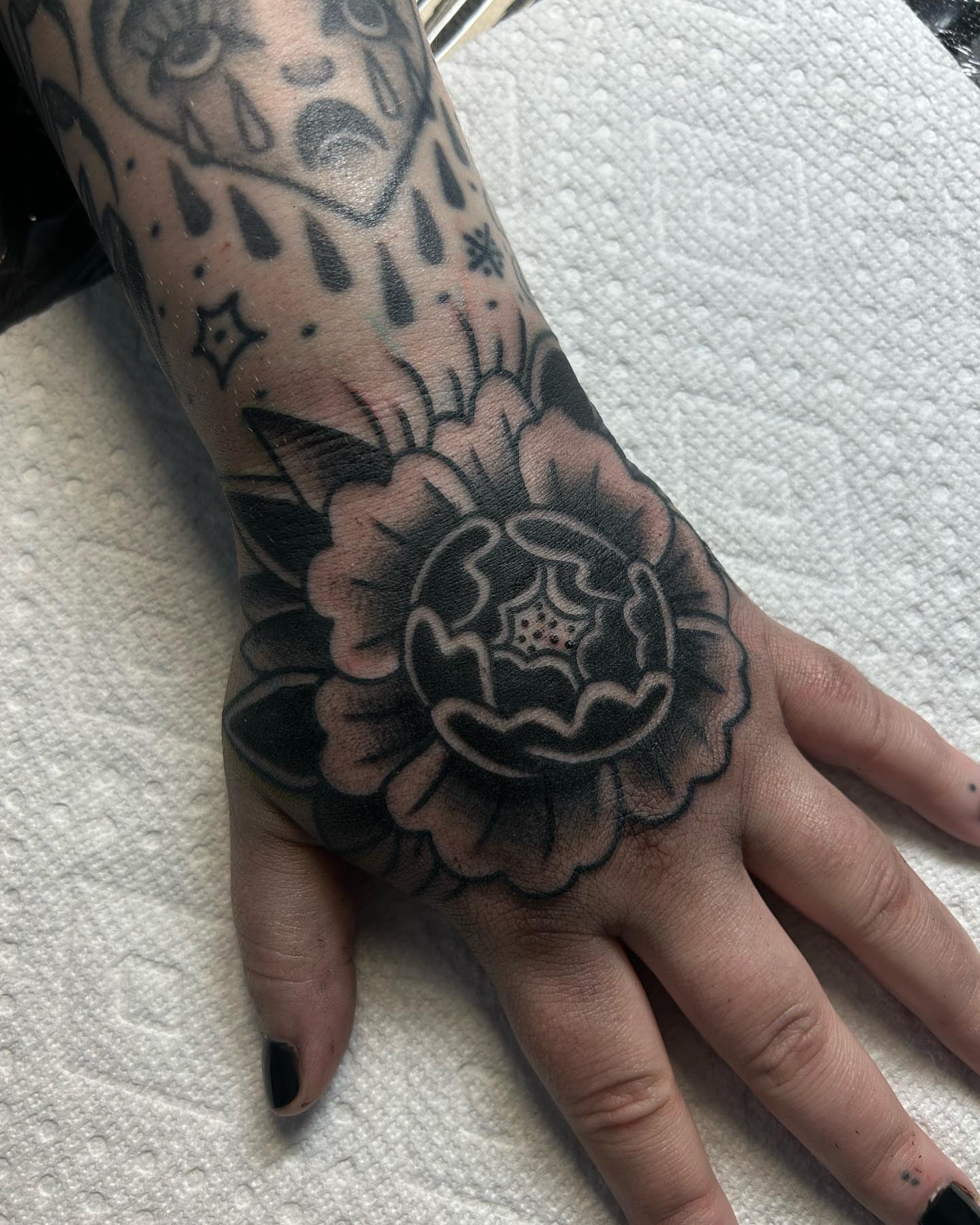Tattoo by @alexlangtattoo — american_traditional