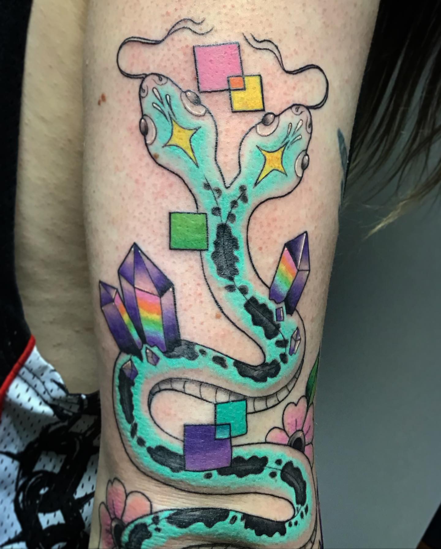 Tattoo by @molly.tattoos — geometric, new_school