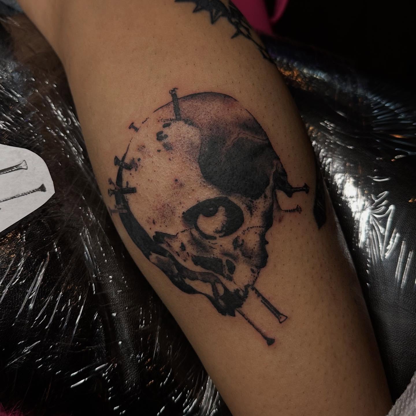 Tattoo by @quail.tattoos — black_and_grey