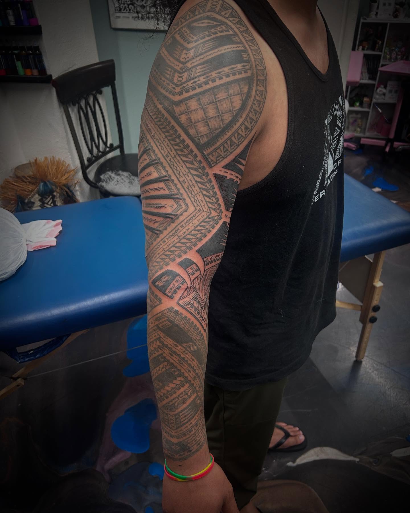 Tattoo by @suluape_siiliufau — tribal