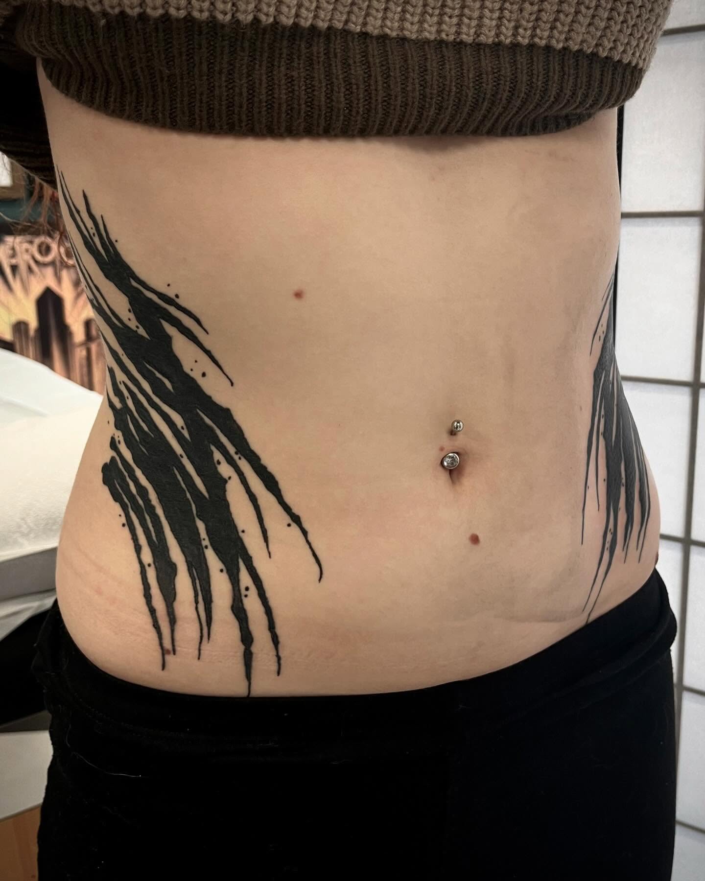 Claw marks black and grey tattoo on the torso by โถ ๐๐๐๐๐๐๐๐ ๐๐๐ค๐ค๐๐ (๐๐ฆ๐ค๐ฅ๐ช)