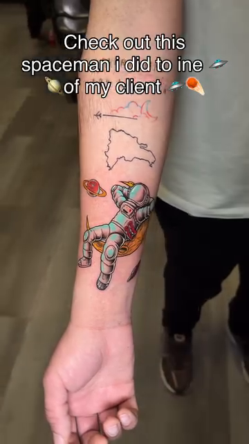 Tattoo by @felixxmtattoo — new_school