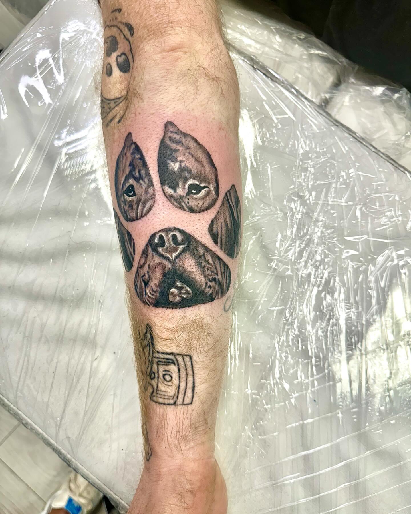 Tattoo by @inkwraps β realism