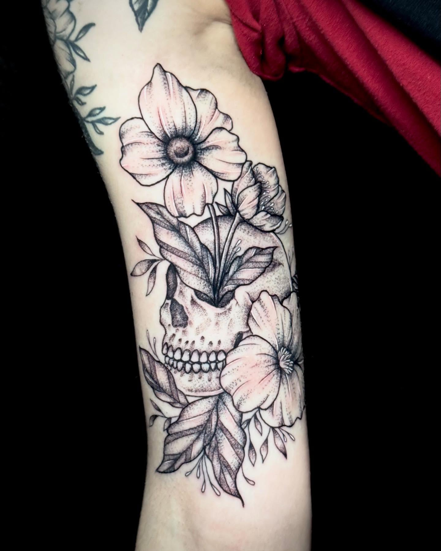 Tattoo by @luckyseventattoos — dotwork, black_and_grey