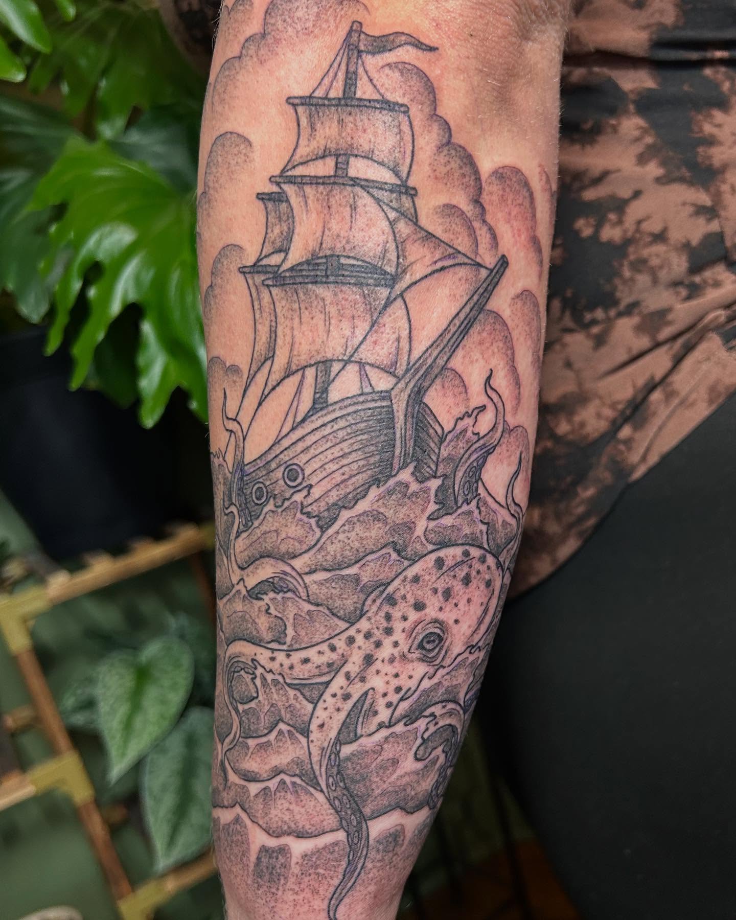 Ship and kraken Japanese tattoo on the forearm by Jaime Gaiti