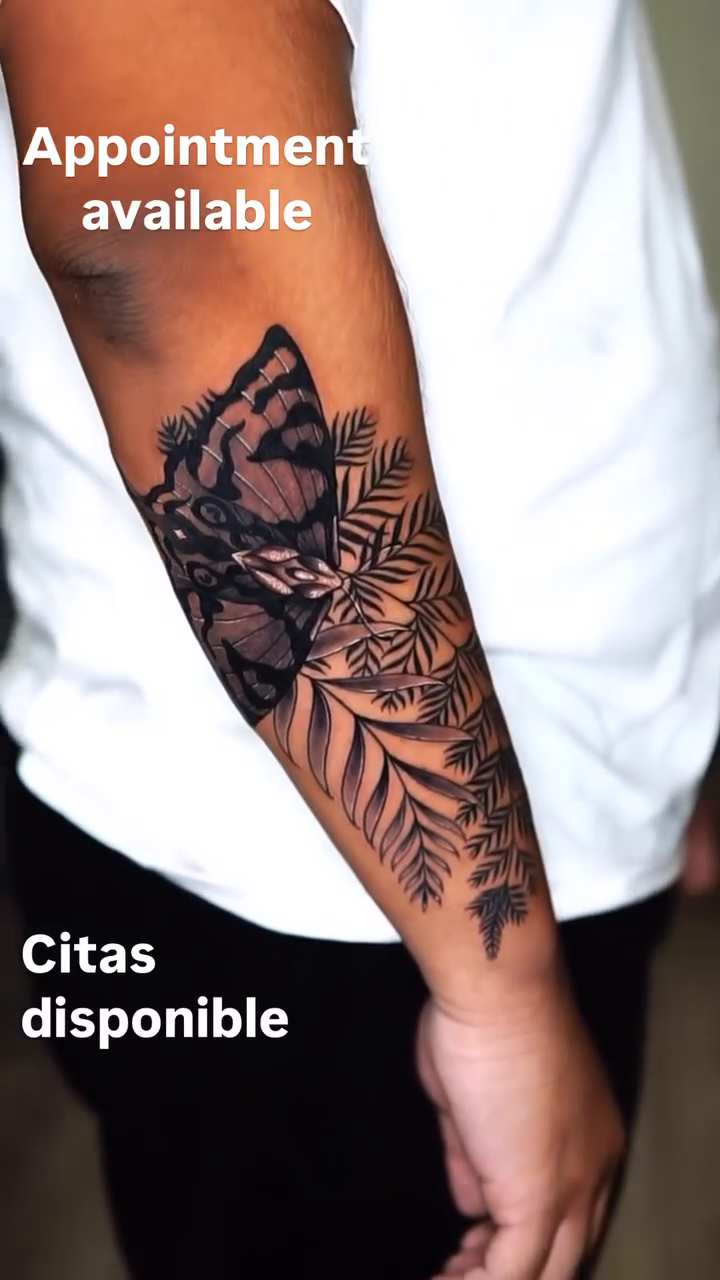 Tattoo by @felixxmtattoo — geometric, dotwork