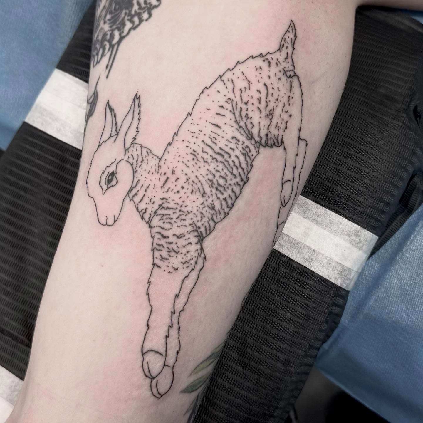 Tattoo by @gutsandink — dotwork