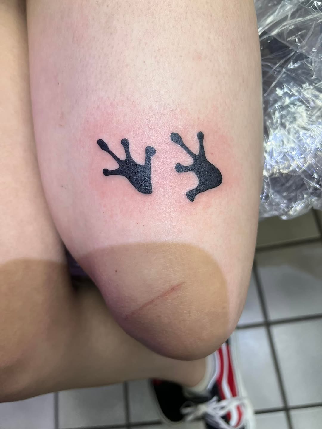 Tattoo by @oddratink — blackwork