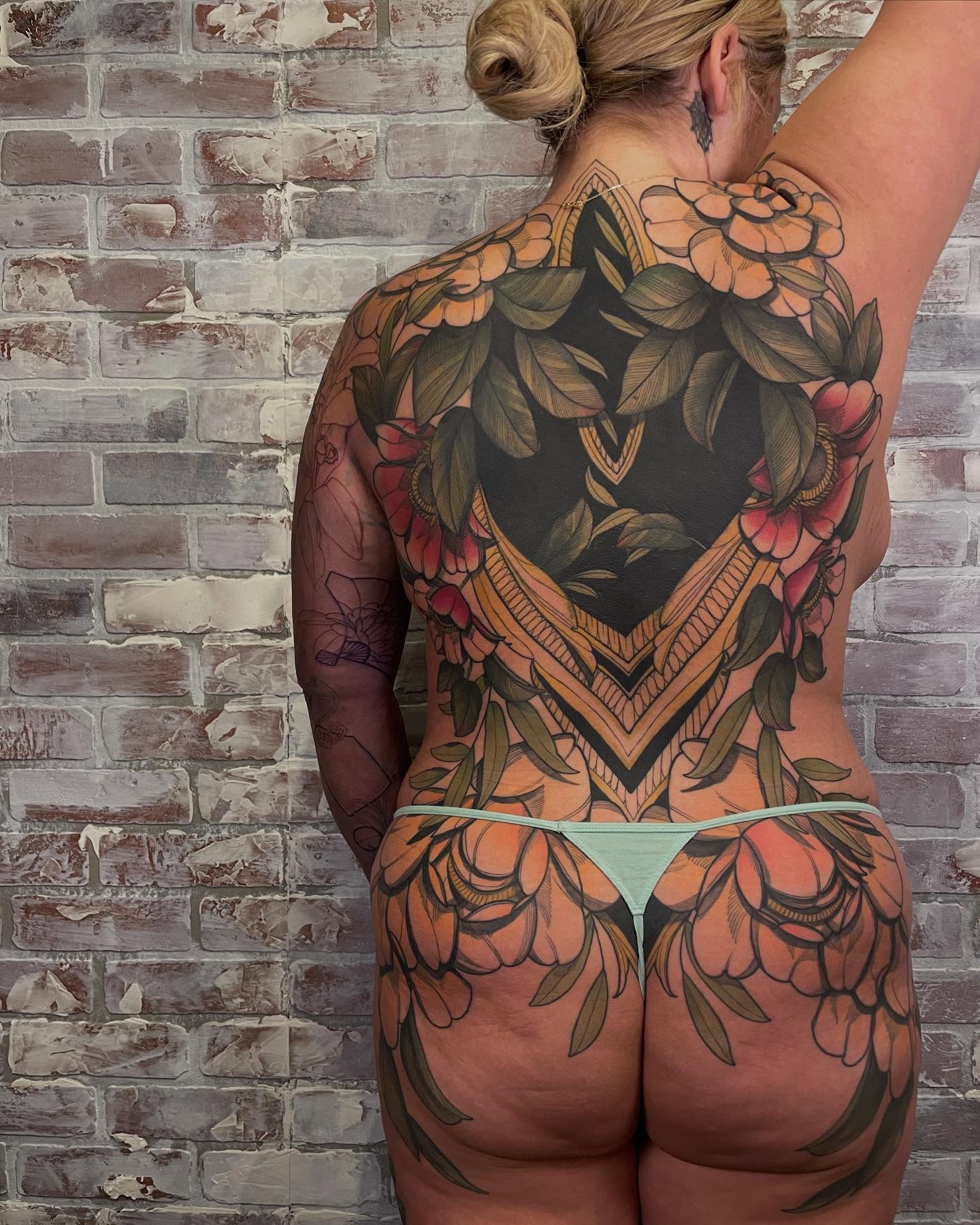Tattoo by @caroljackytattoos — new_school, ornamental