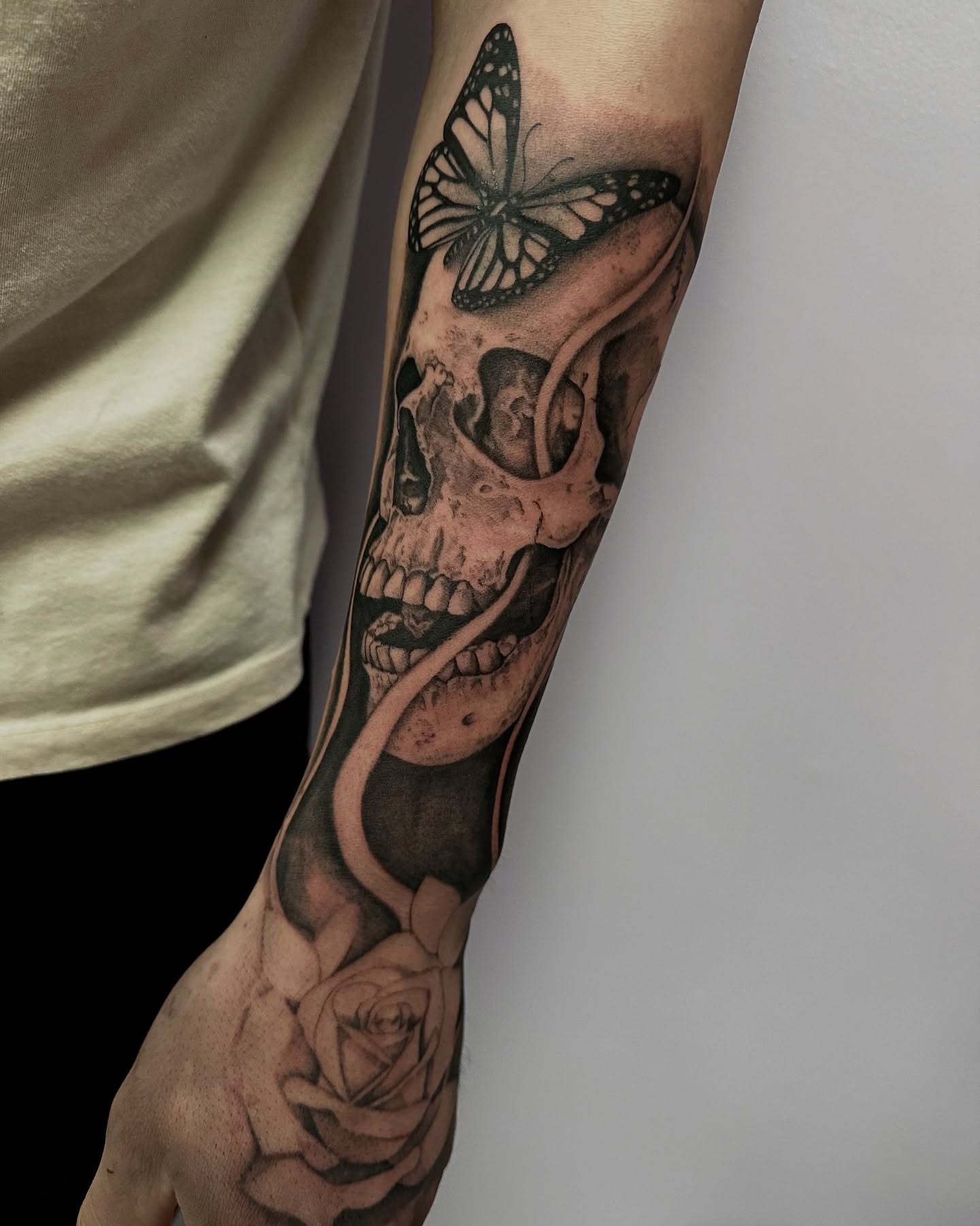 Tattoo by @d.ismailovink — realism, black_and_grey