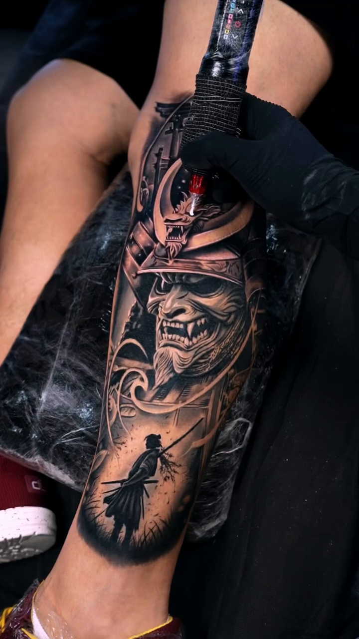Tattoo by @brayan_ink_tattoo — realism, japanese_irezumi