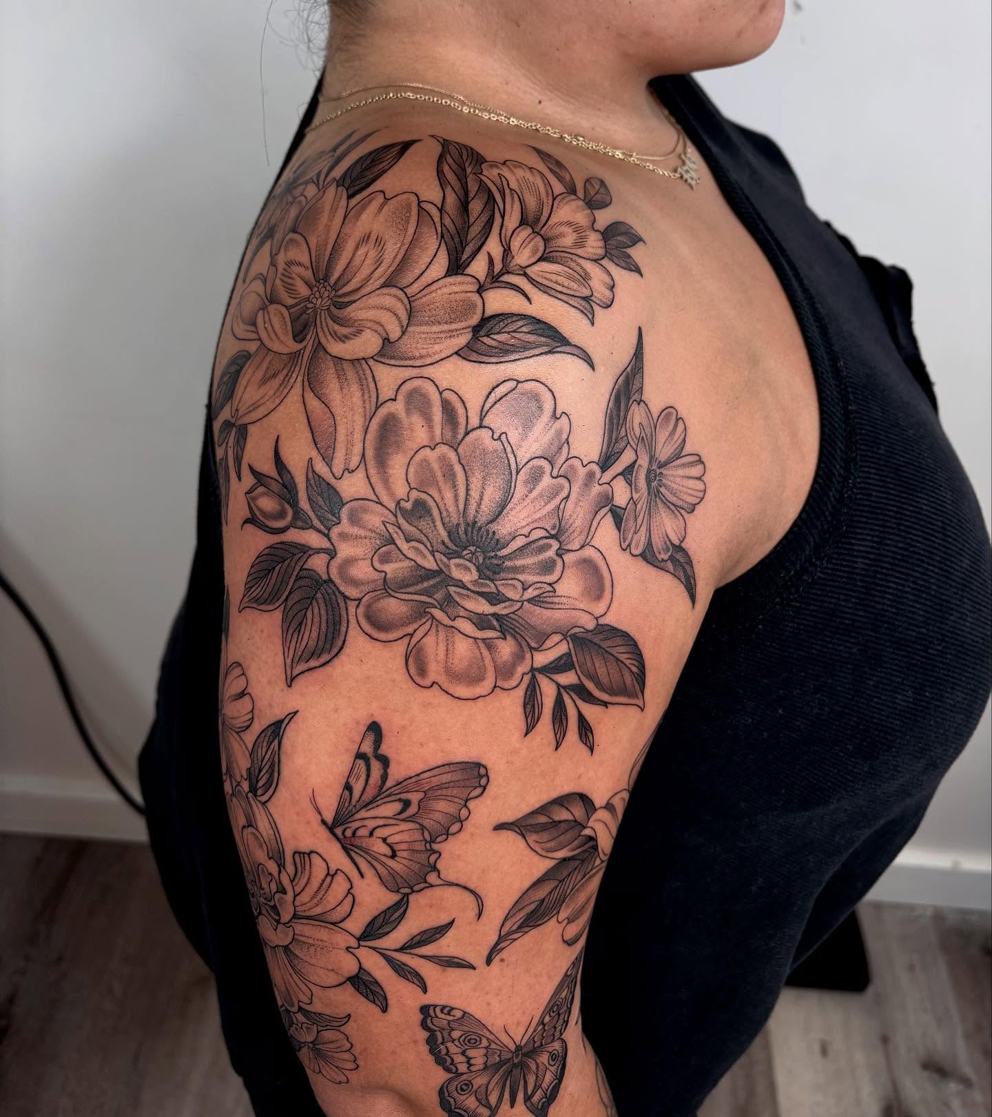 Tattoo by @kinseymillertattoo — black_and_grey, realism