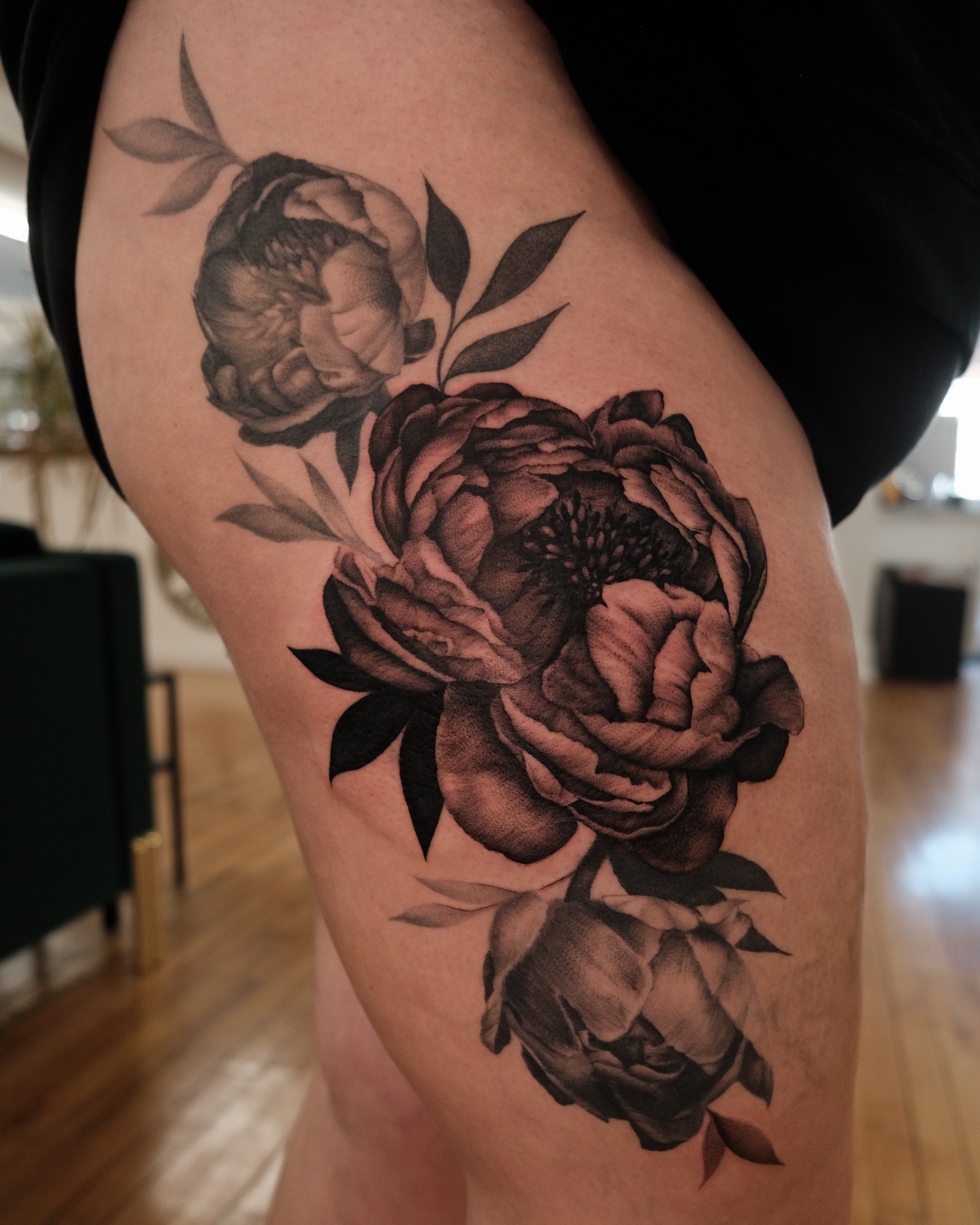 Peony realism tattoo on the thigh by Ohio Tattoo Artist - Tehya Maxwell, Springfield, Ohio