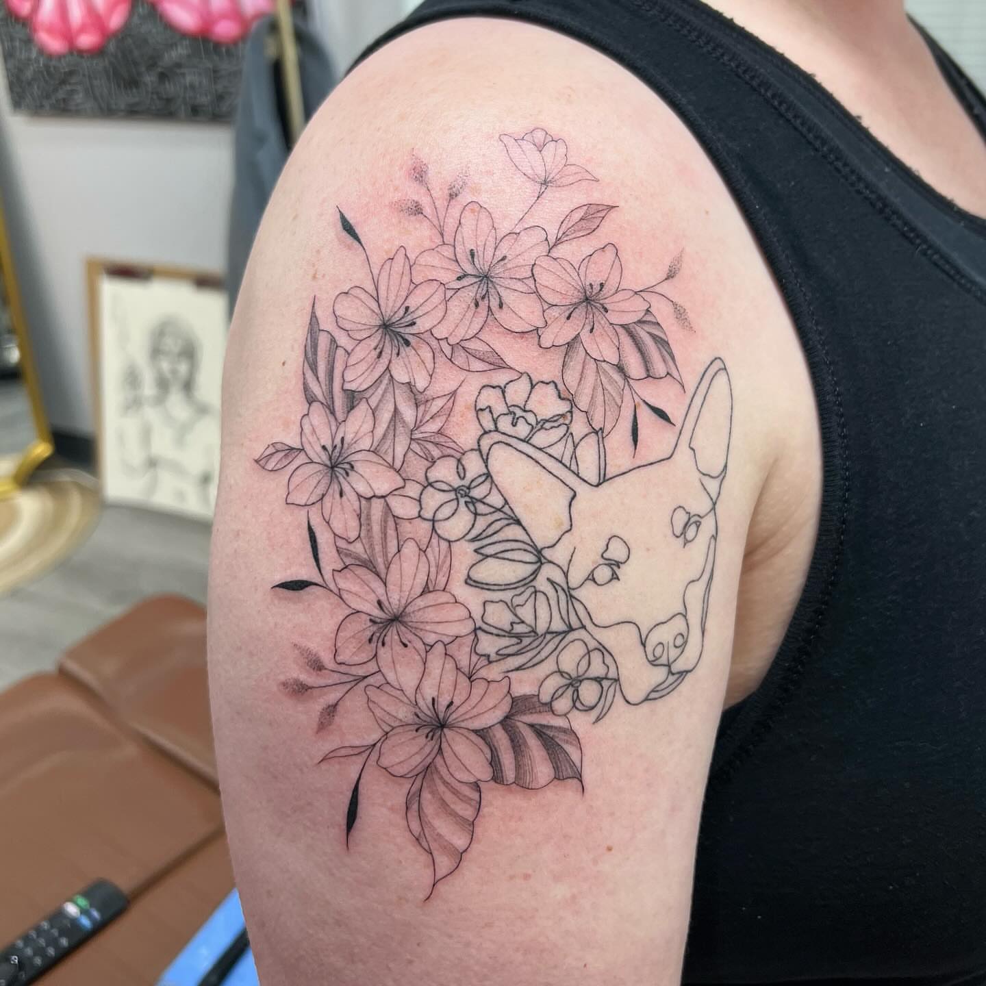 Tattoo by @onddautattoo — black_and_grey