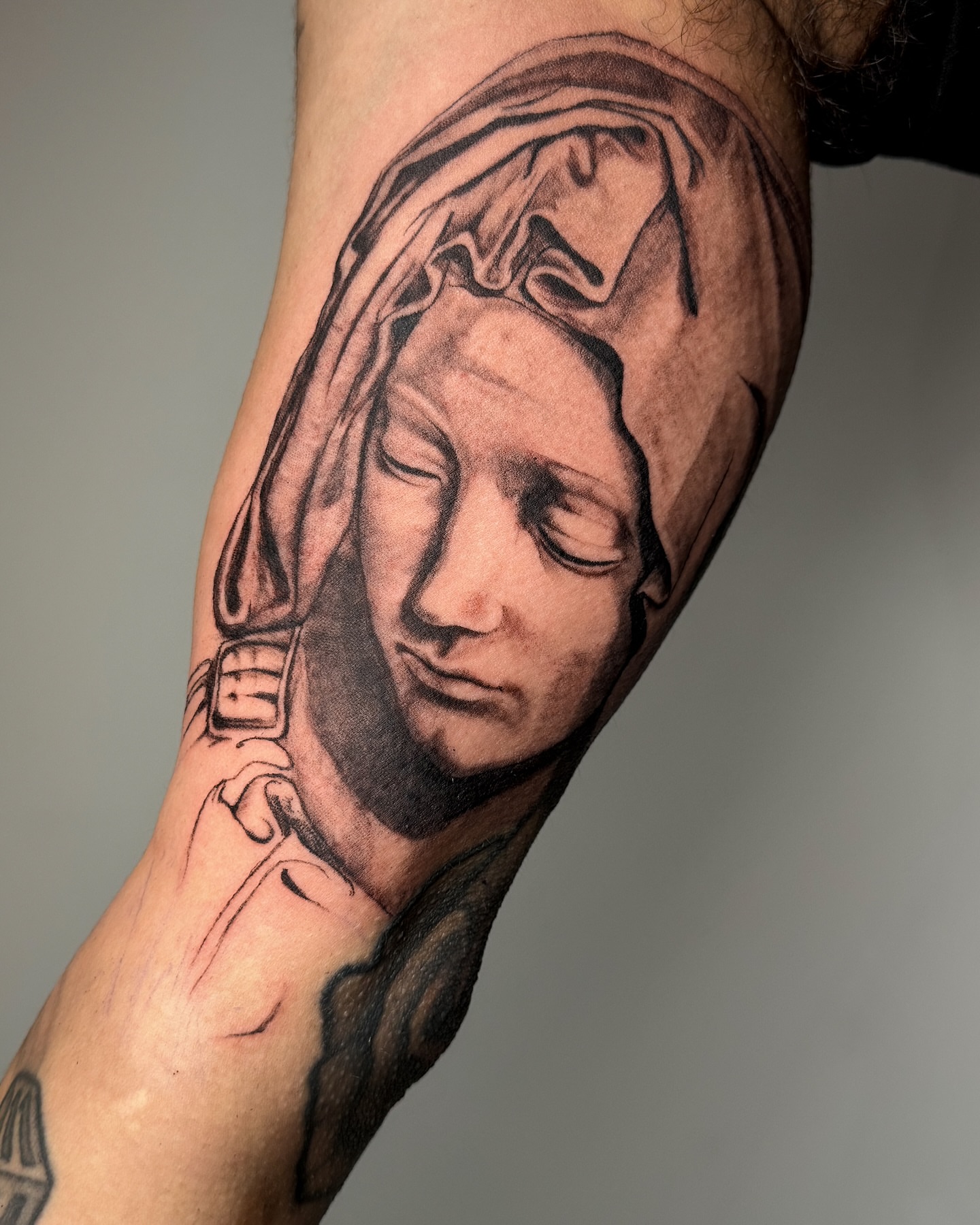 Tattoo by @natalierosas_ โ realism