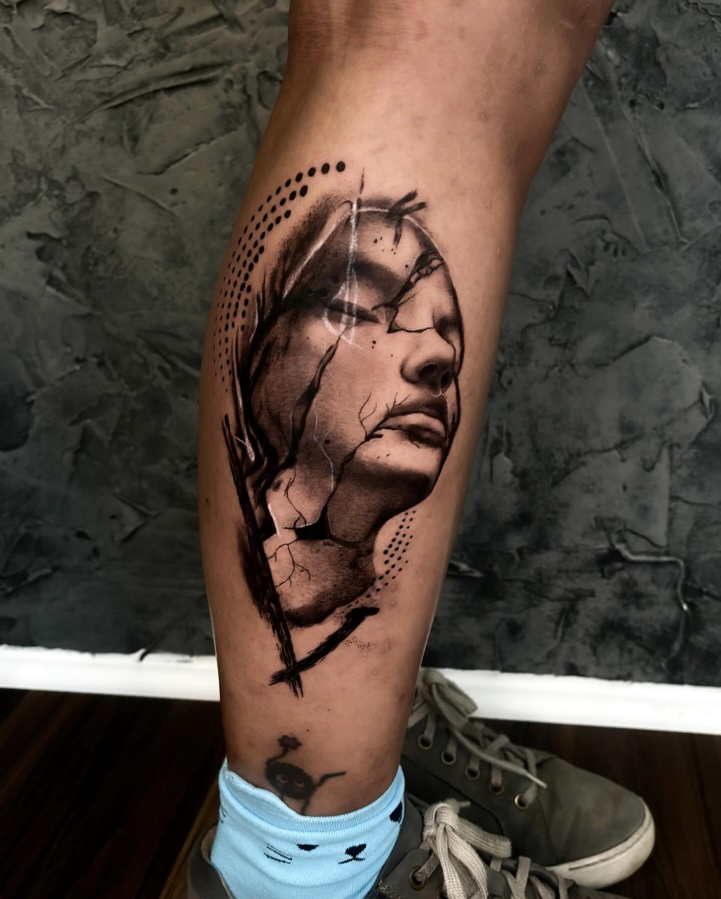 Abstract face dotwork tattoo on the forearm by ππ²π΅π π§ - π£πͺπ½π½πΈπΈ ππ»π½π²πΌπ½