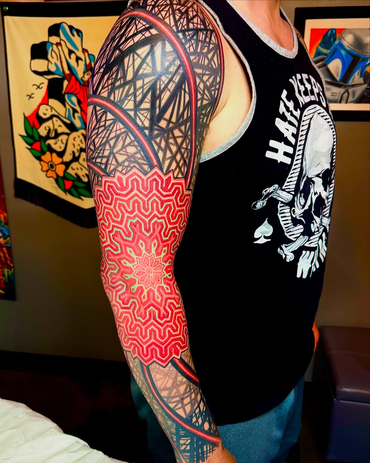 Tattoo by @tattoosbybacon โ geometric