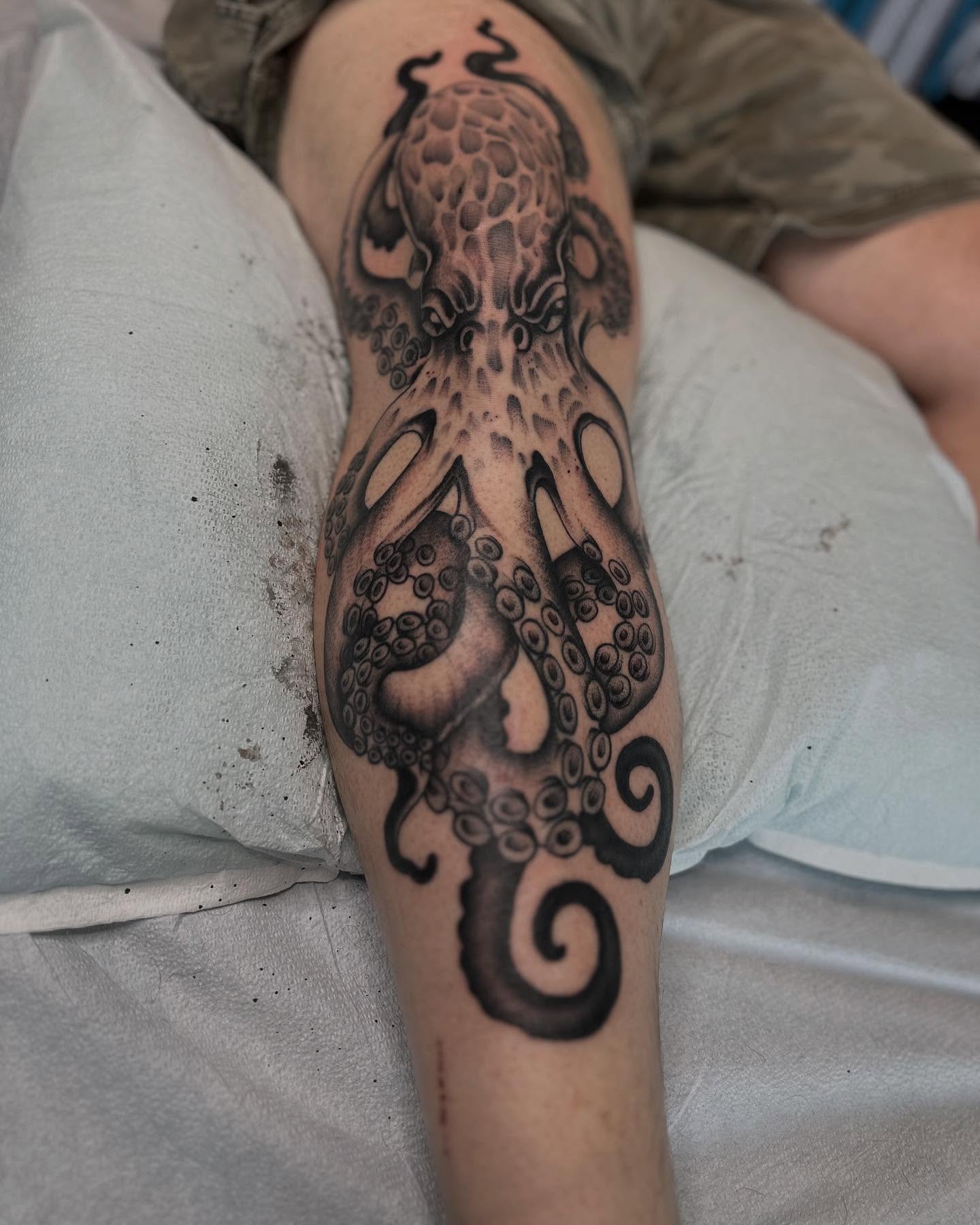 Tattoo by @jameemelvintattoos — black_and_grey