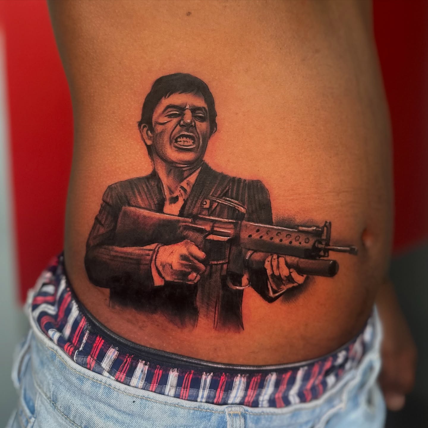 Scarface realism tattoo on the ribs by guinn_art_tatts, Le Moule