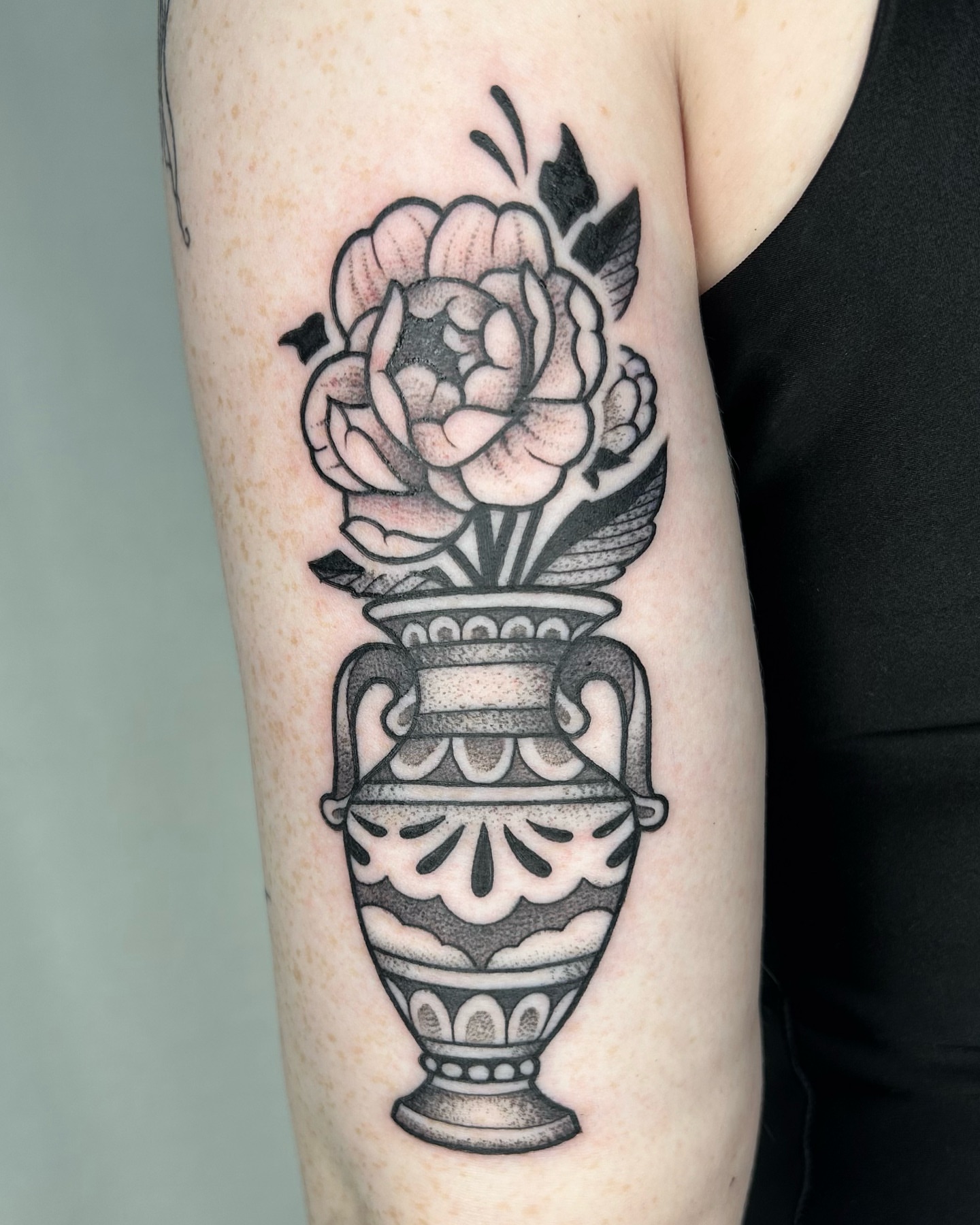Tattoo by @cicadanymph — black_and_grey