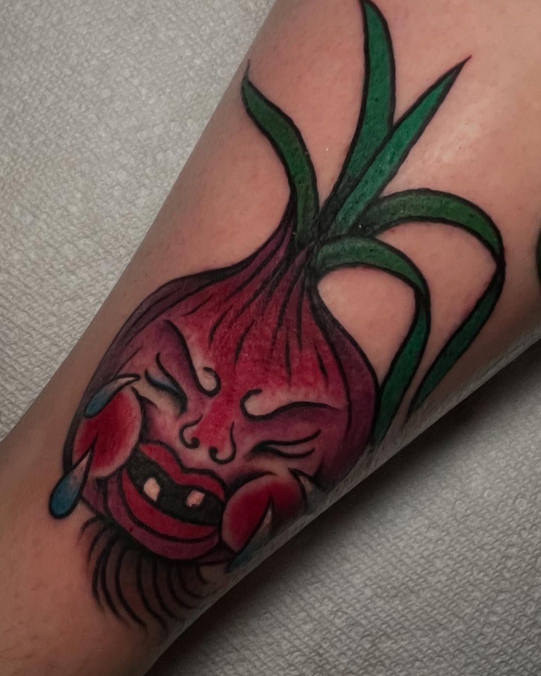 Tattoo by @sirenofsaturn — neo_traditional, japanese_irezumi