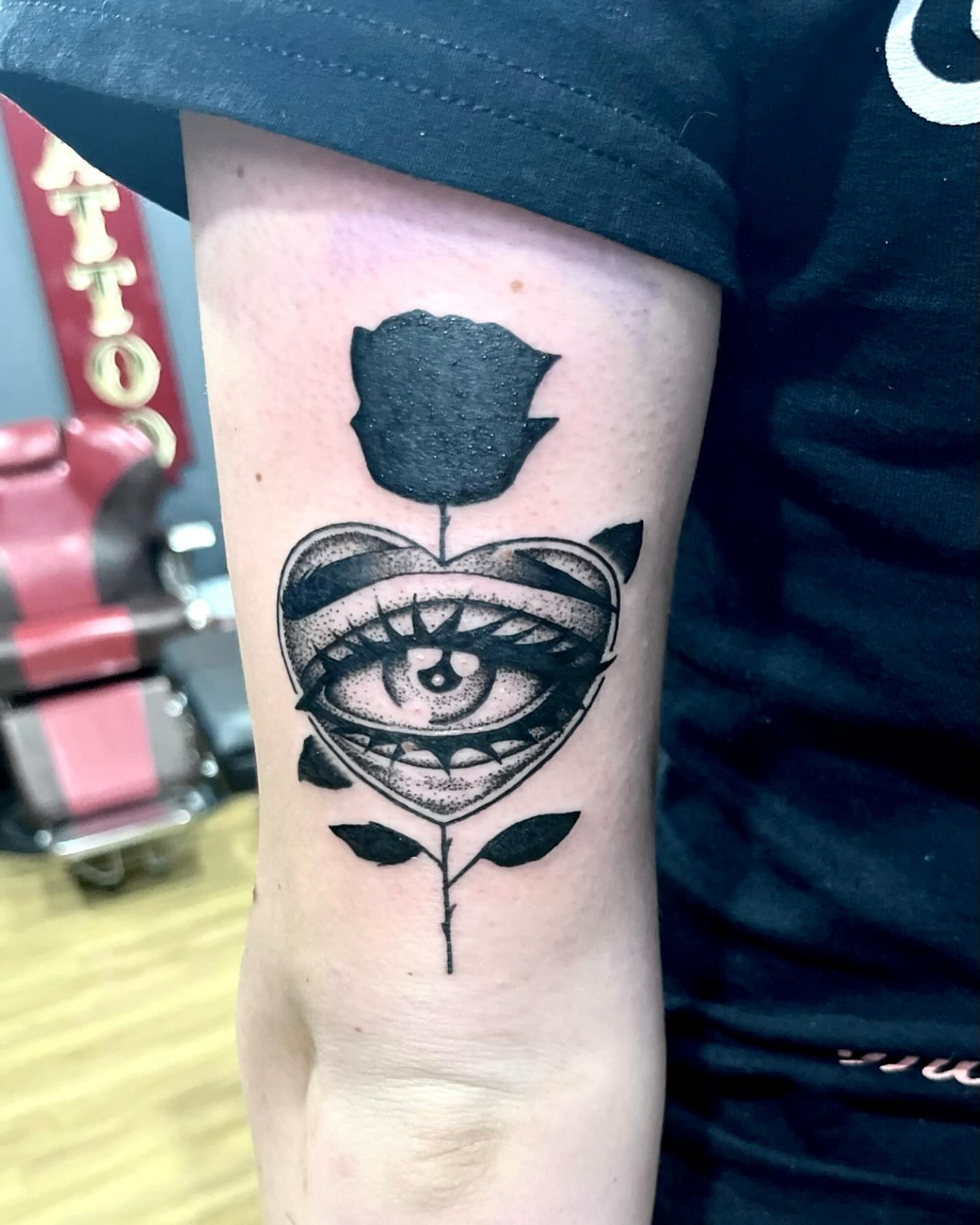 Tattoo by @brenna.urso β dotwork, black_and_grey