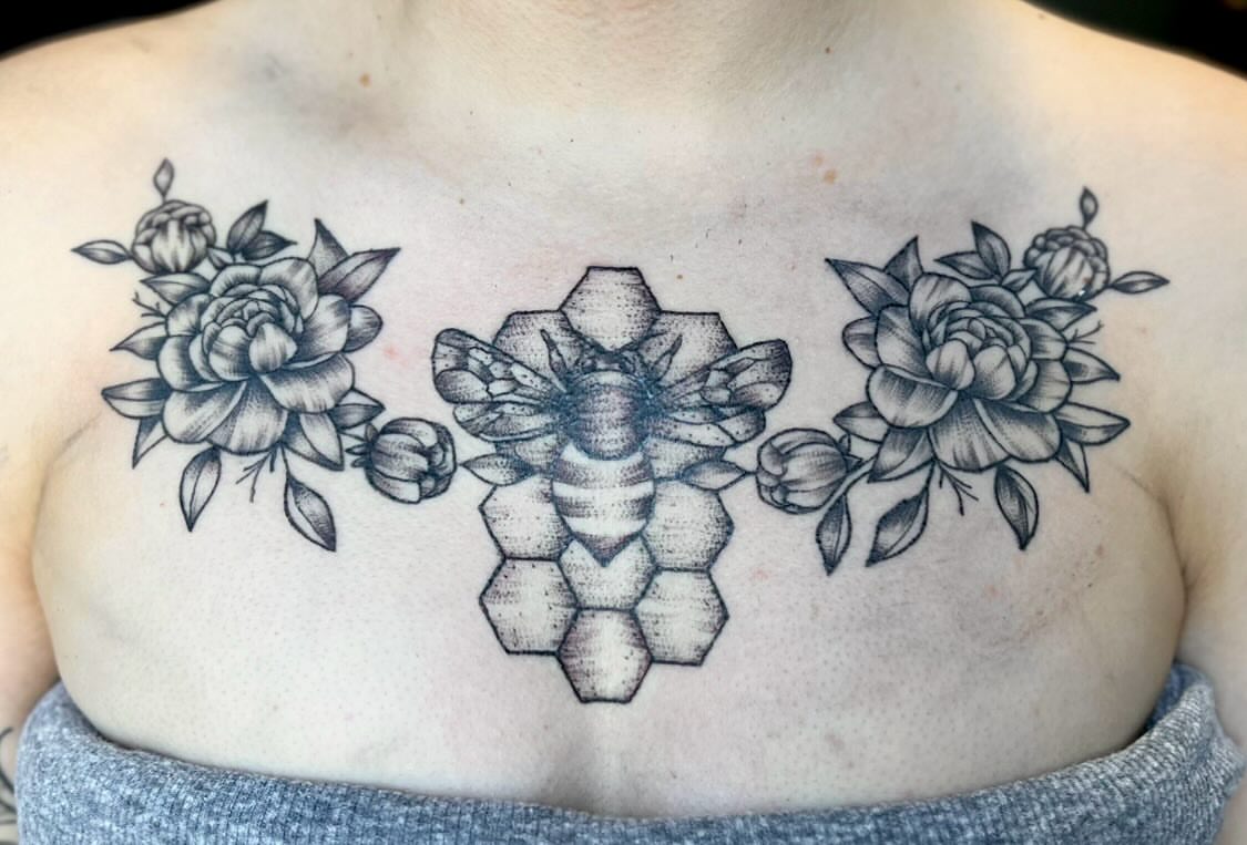 Tattoo by @brenna.urso β dotwork, geometric