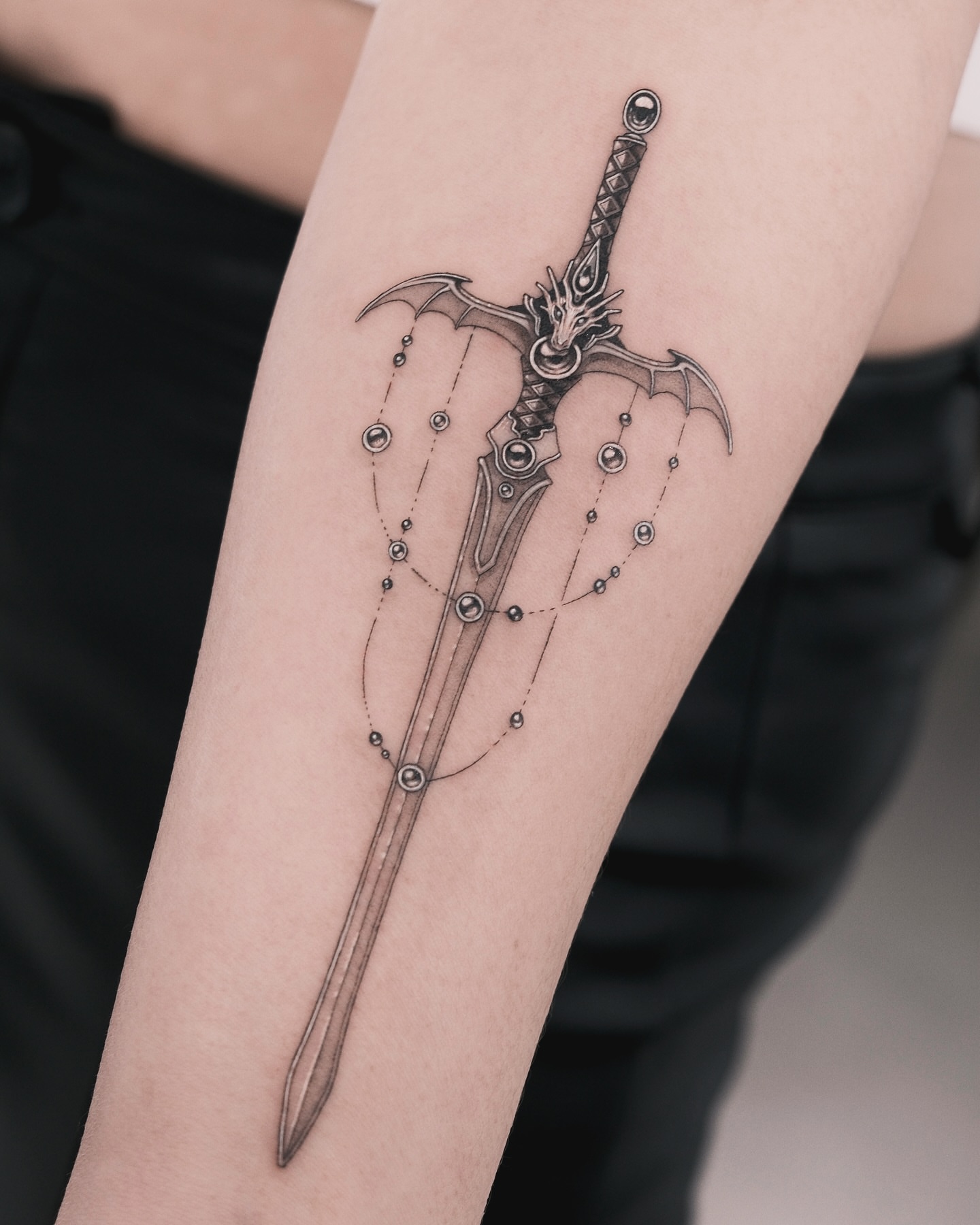 Tattoo by @pobitattoo — black_and_grey, geometric