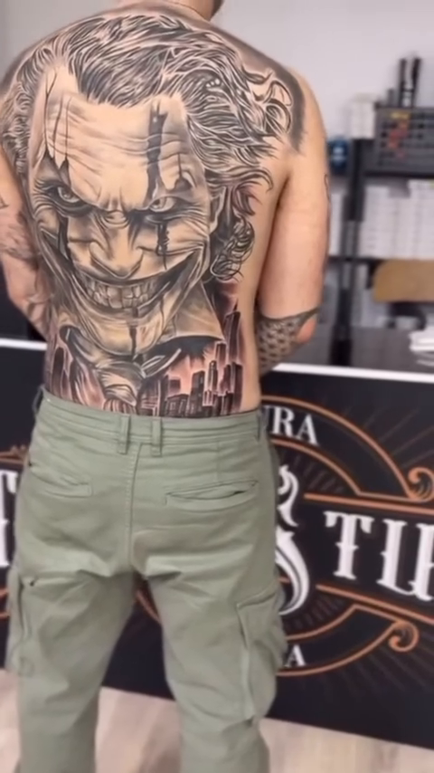 Tattoo by @puratintamiami — realism, black_and_grey