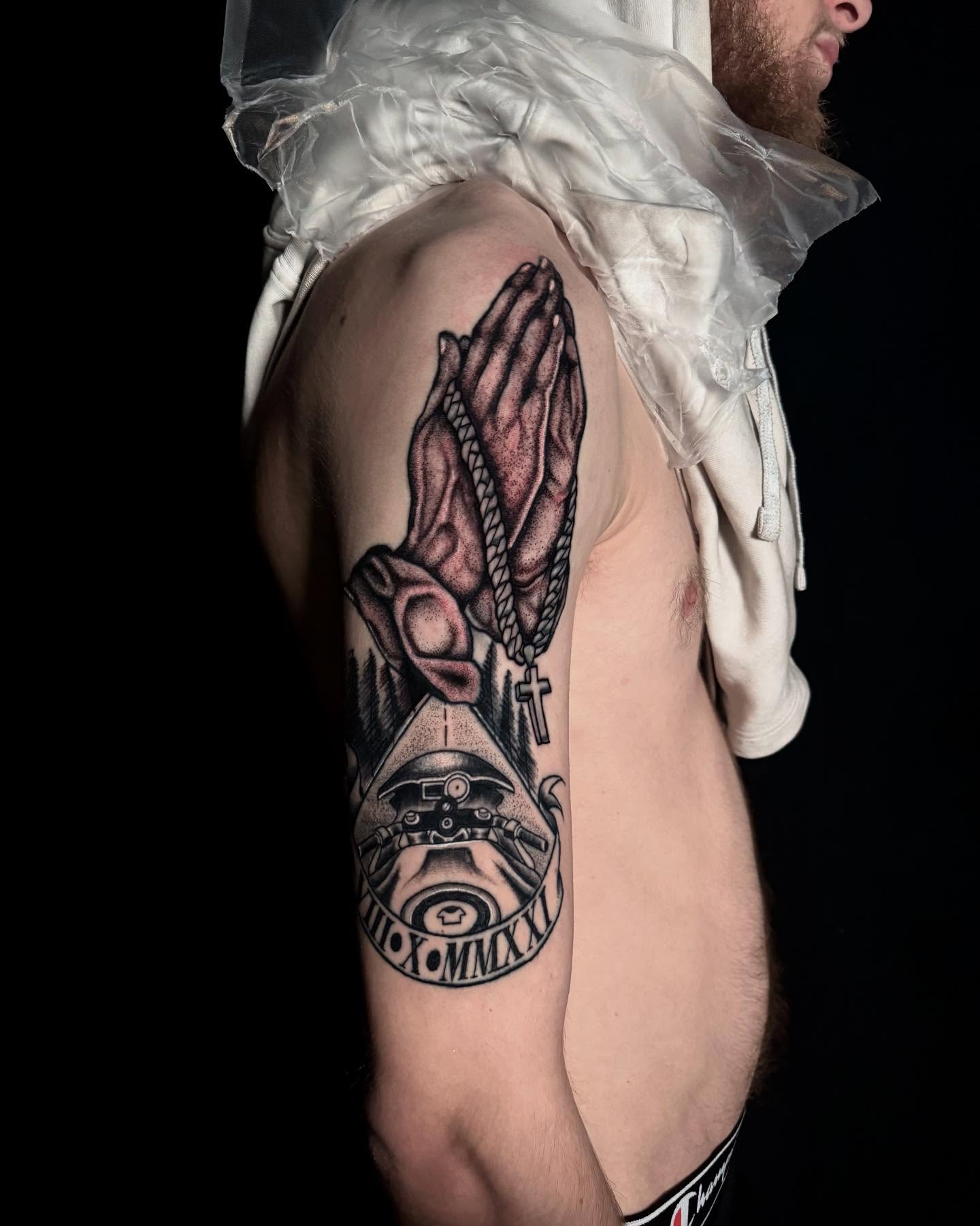 Tattoo by @_artattoos — neo_traditional, realism