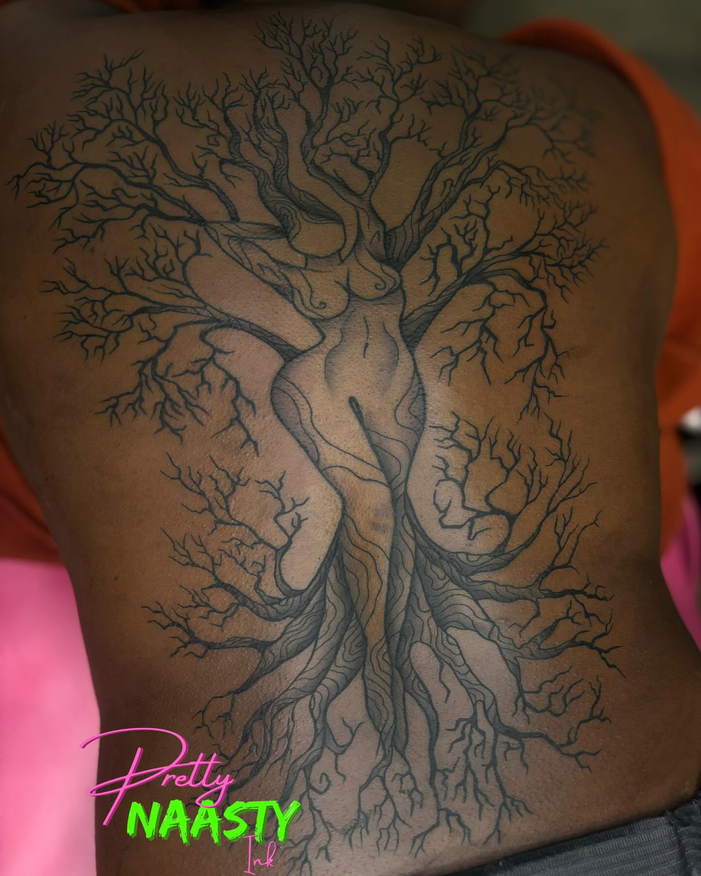 Tree black and grey tattoo on the back by Pretty Naasty Ink🖤