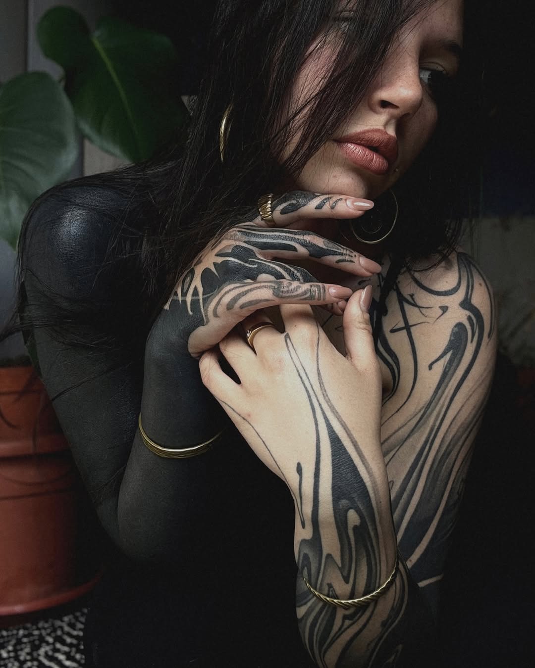 Tattoo by @azchiara — blackwork, black_and_grey