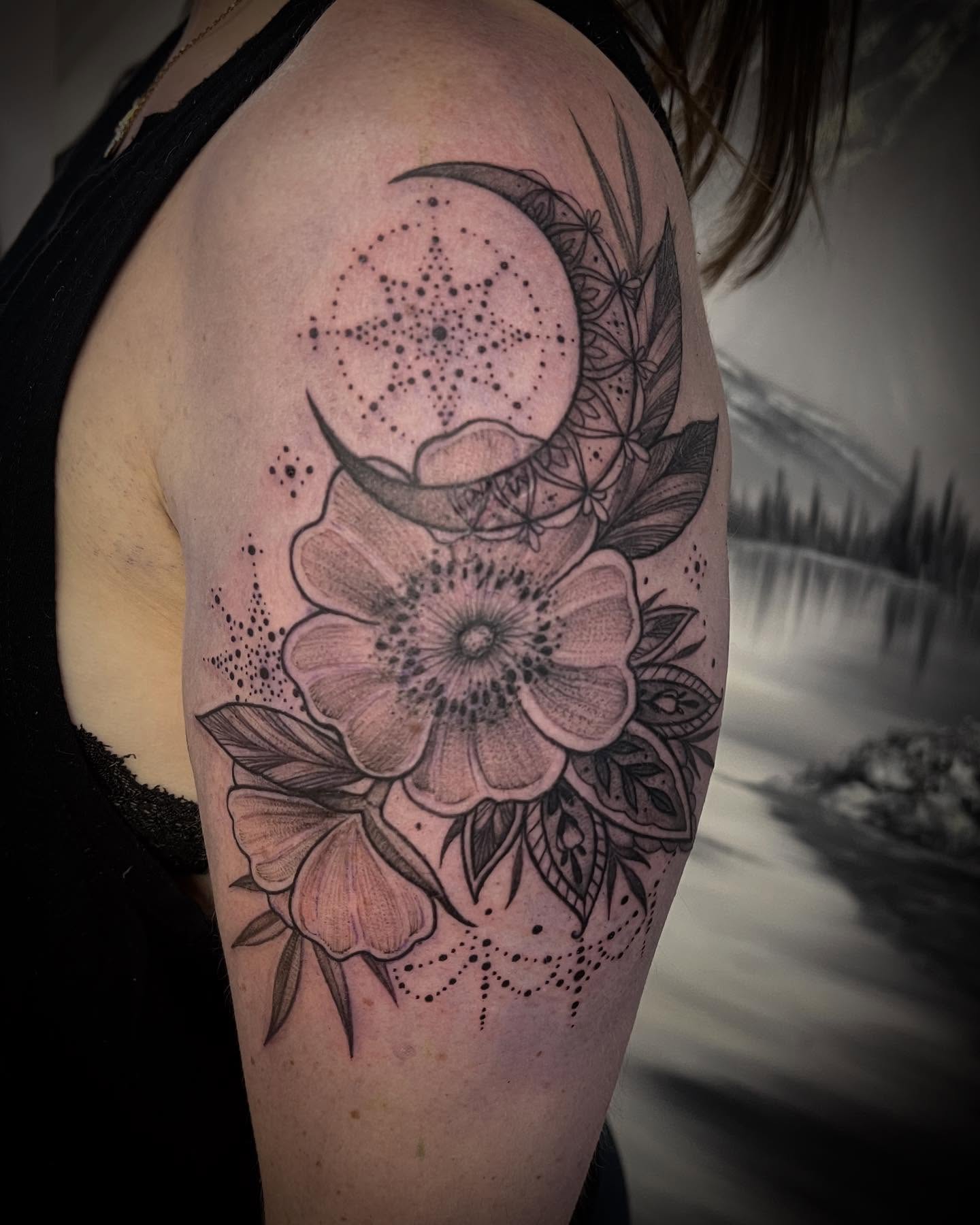 Tattoo by @jazzyhandswpg — dotwork, geometric