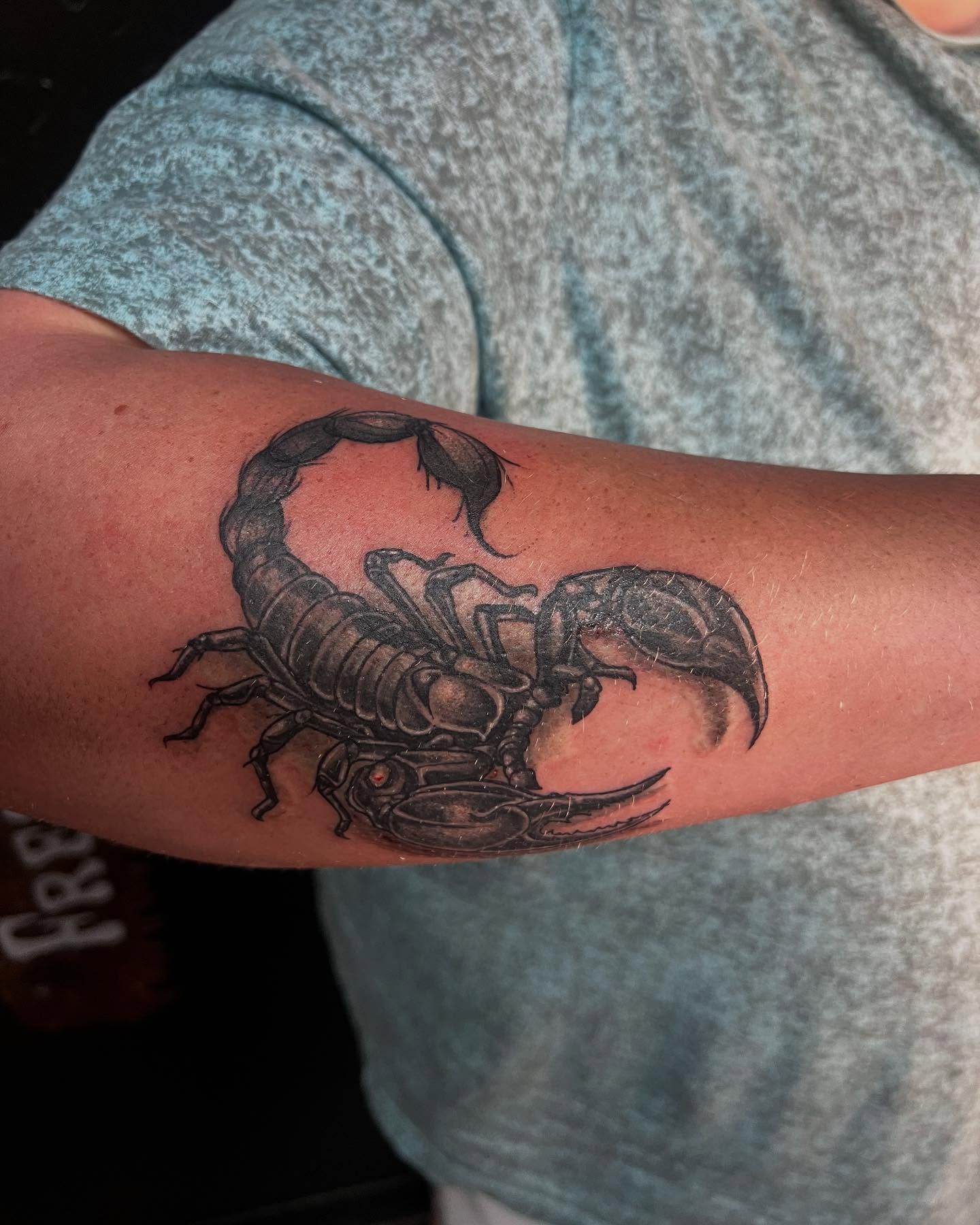 Tattoo by @csupremebluemagic — black_and_grey