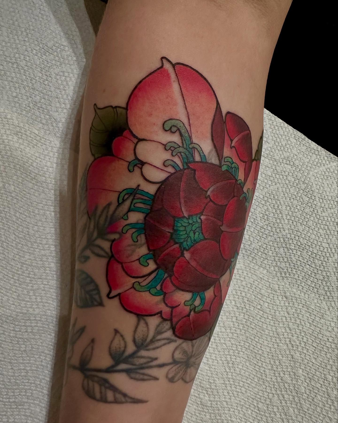 Tattoo by @lexiwtattoos — new_school, realism