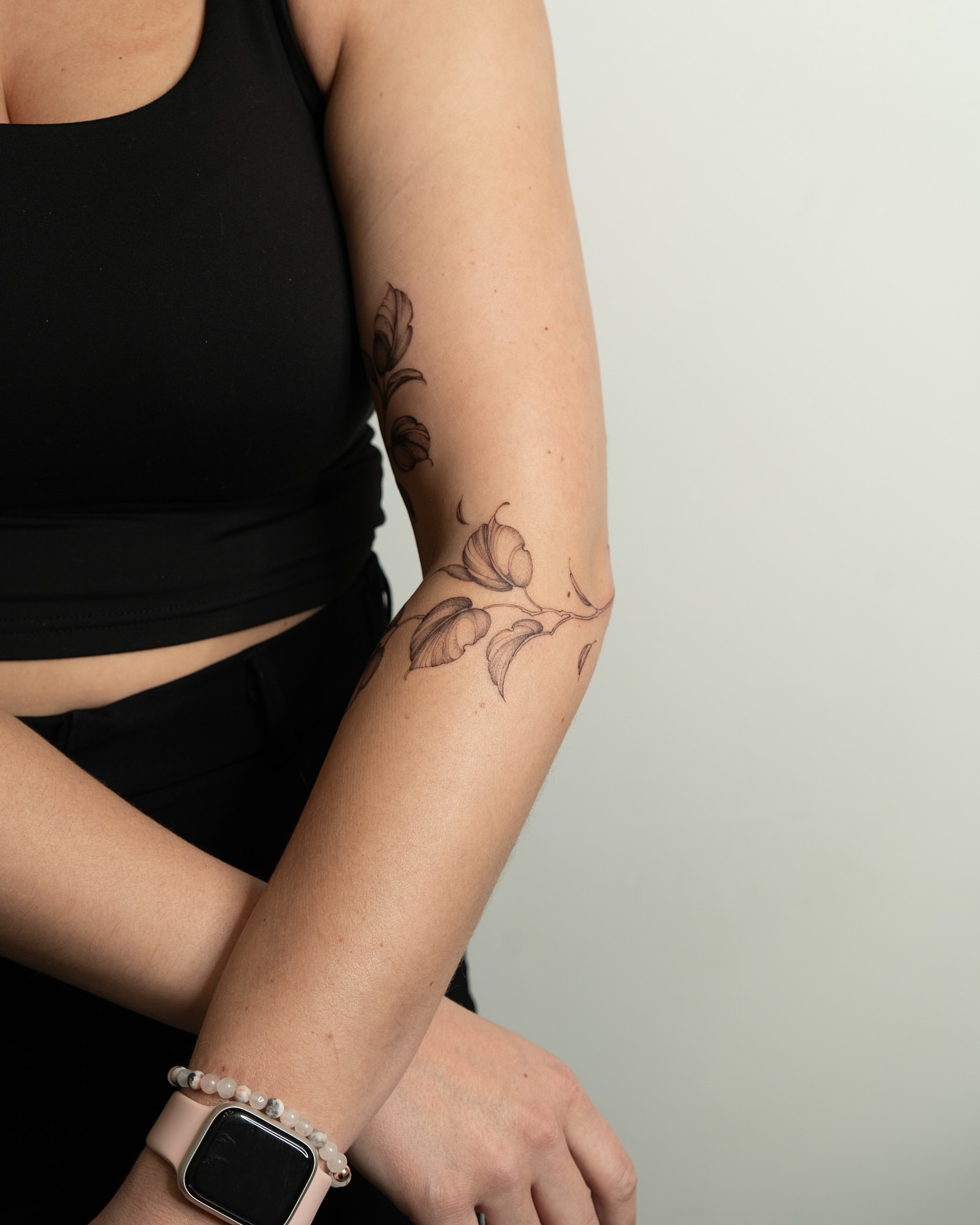 Tattoo by @aldoshyna_t — black_and_grey