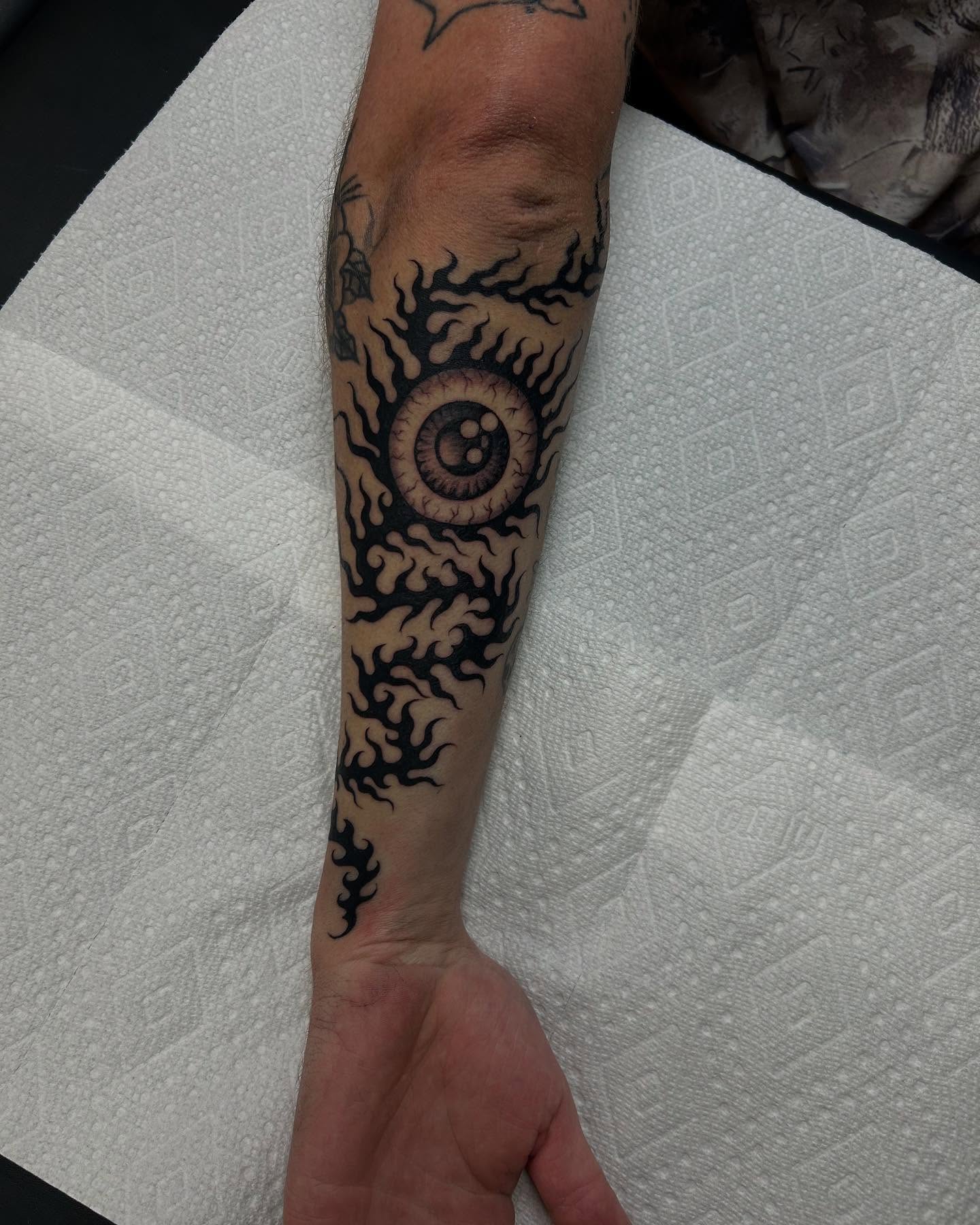 Tattoo by @samperrytattoos โ black_and_grey